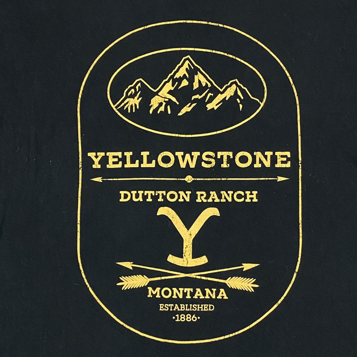 Vintage Tv series movie yellowstone netflix film Size US L / EU 52-54 / 3 - 2 Thumbnail