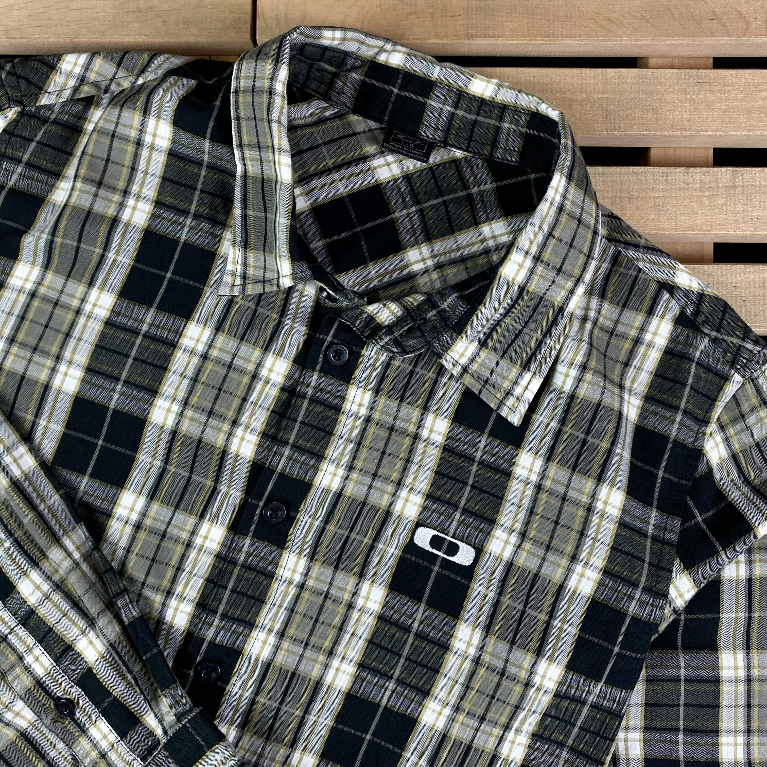 Oakley Mens Shirt Long Sleeve Oakley Size L Size US L / EU 52-54 / 3 - 2 Thumbnail