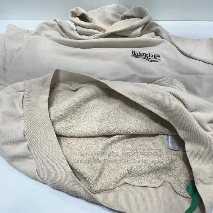 Balenciaga Balenciaga Logo Print Hooded Sweatshirt for Men. Size US M / EU 48-50 / 2 - 4 Thumbnail