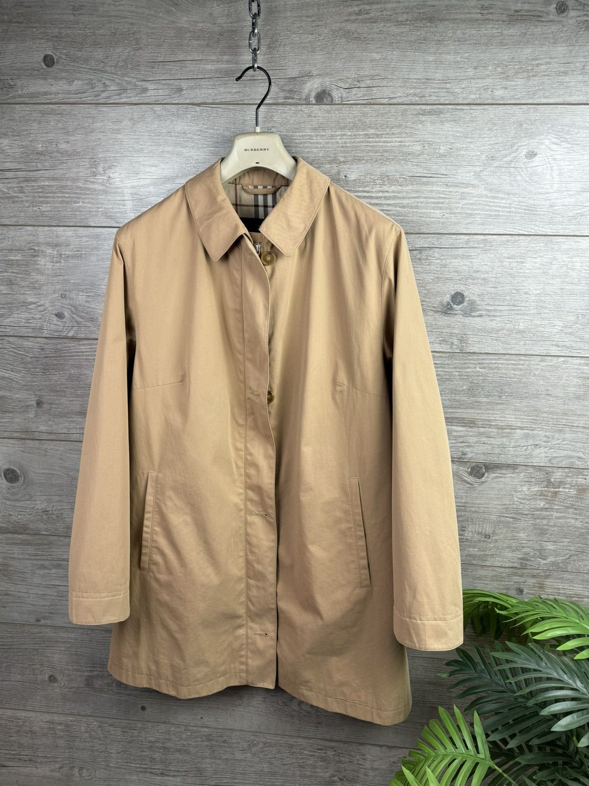 Burberry Vintage Trench Burberry 90s Size L Size US L / EU 52-54 / 3 - 9 Thumbnail