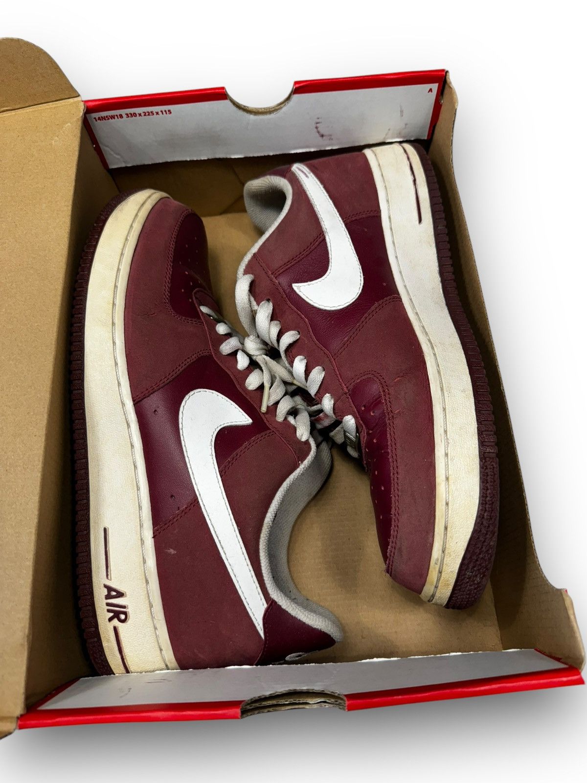 Nike Nike Air Force 1 07’ vtg Team Red size 10 Size US 10 / EU 43 - 2 Thumbnail