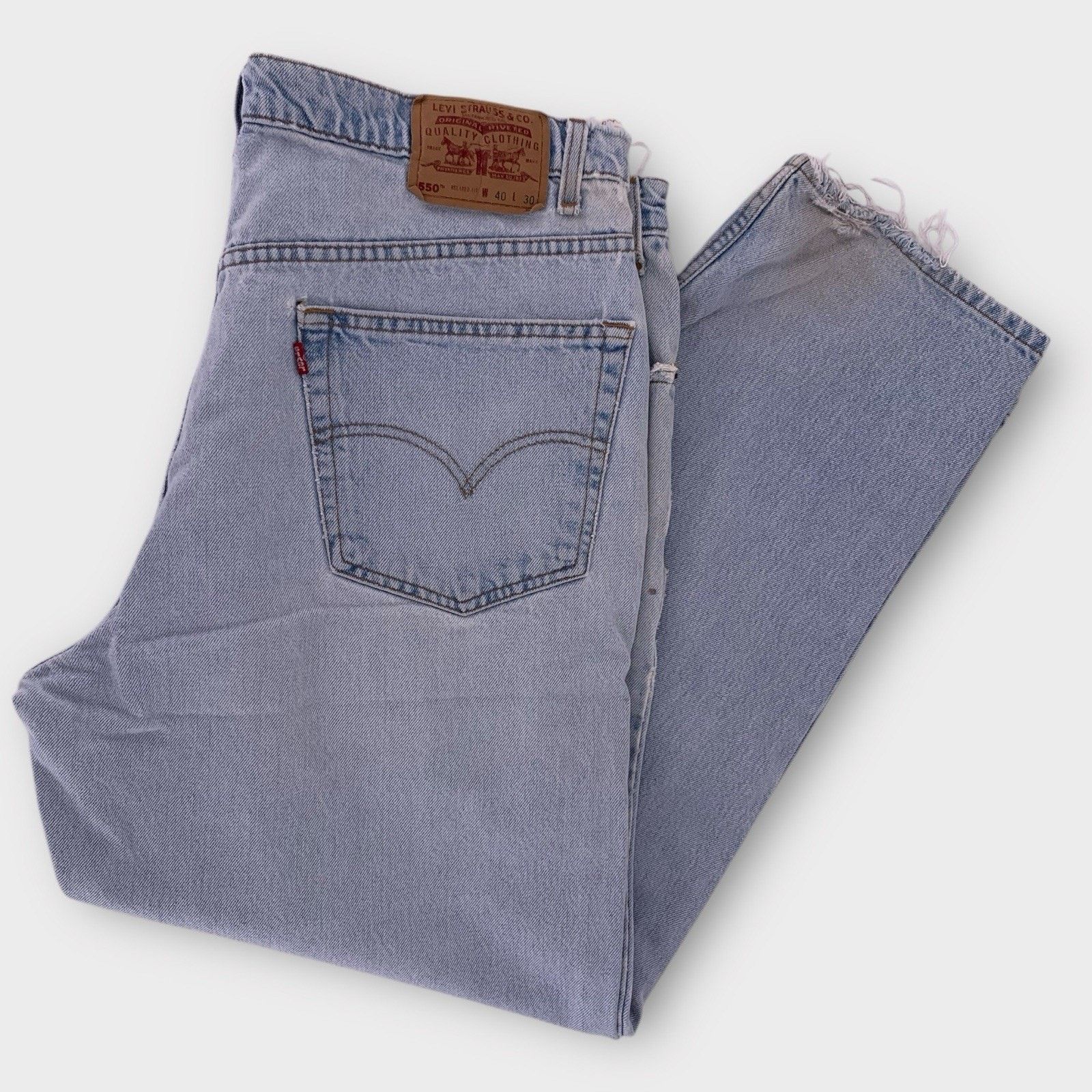Levi's VTG Levi’s 550 Jeans 38x30 Blue Relaxed Fit USA Thrashed Size US 38 / EU 54 - 18 Thumbnail
