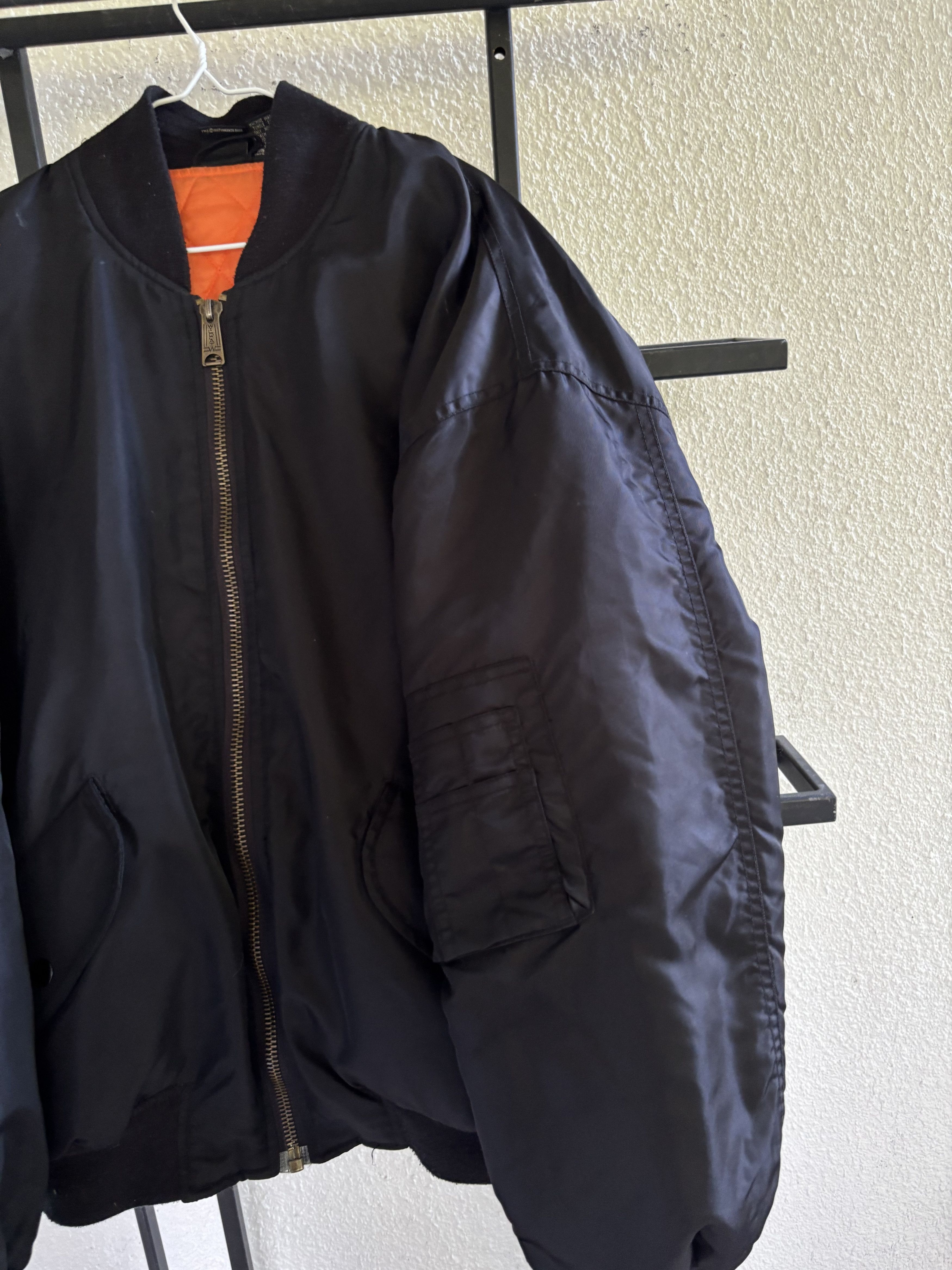 Junya Watanabe VTG RAF SIMONS TYPE! LOONEY TUNES BOMBER JACKET Size US M / EU 48-50 / 2 - 5 Thumbnail