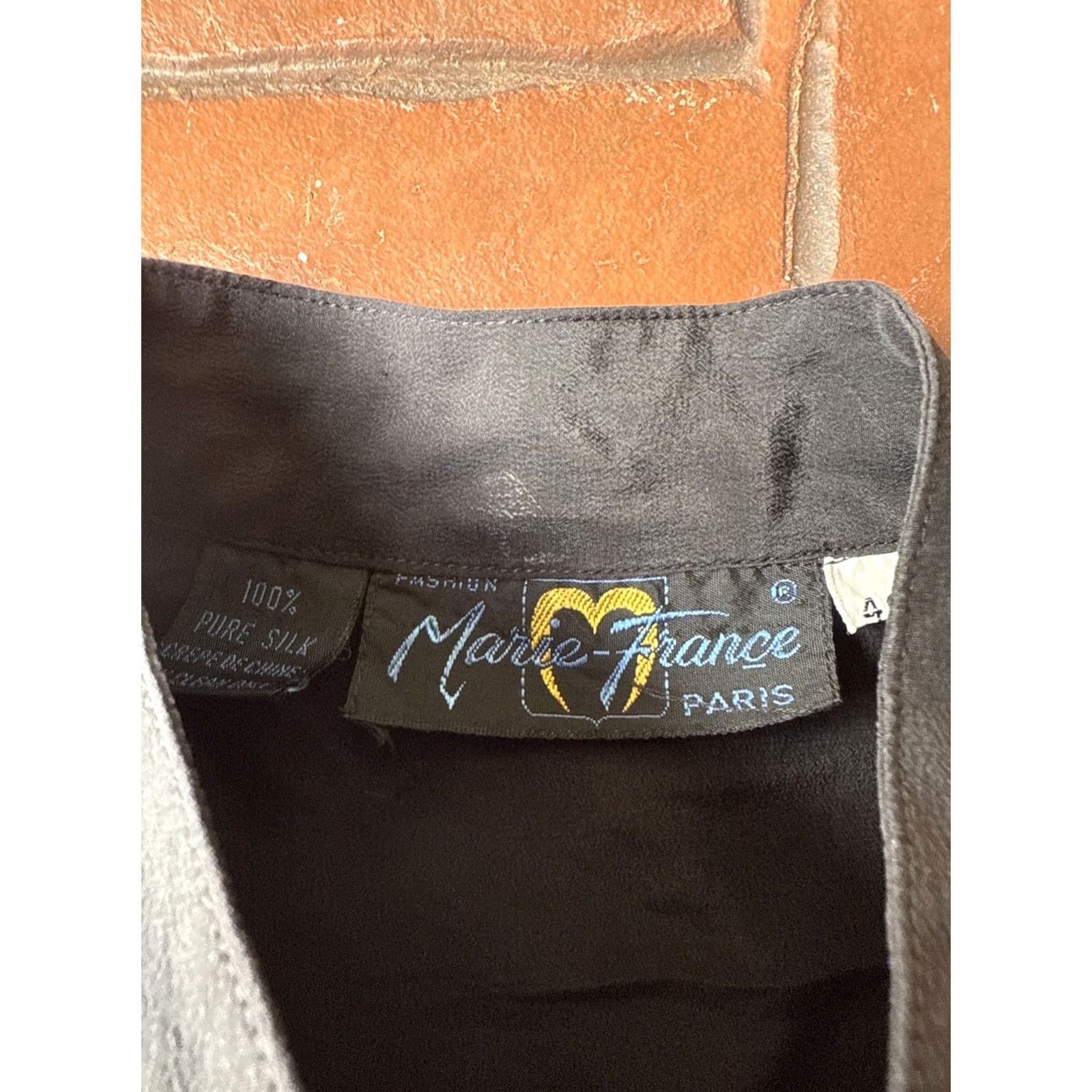Vintage VINTAGE Marie France Button Up Blouse Shirt Top Women's 40 Silk Black Roll Tab Sleeve Ruffle Button-Up Size M / US 6-8 / IT 42-44 - 2 Thumbnail