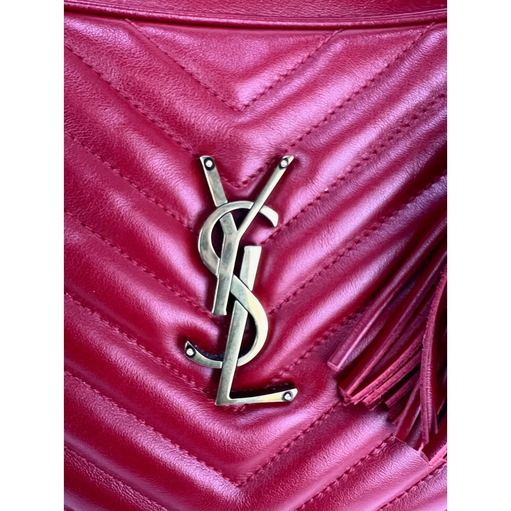 Yves Saint Laurent YVES SAINT LAURENT Matelasse Calfskin Lou Camera Red Crossbo Size ONE SIZE - 10 Thumbnail