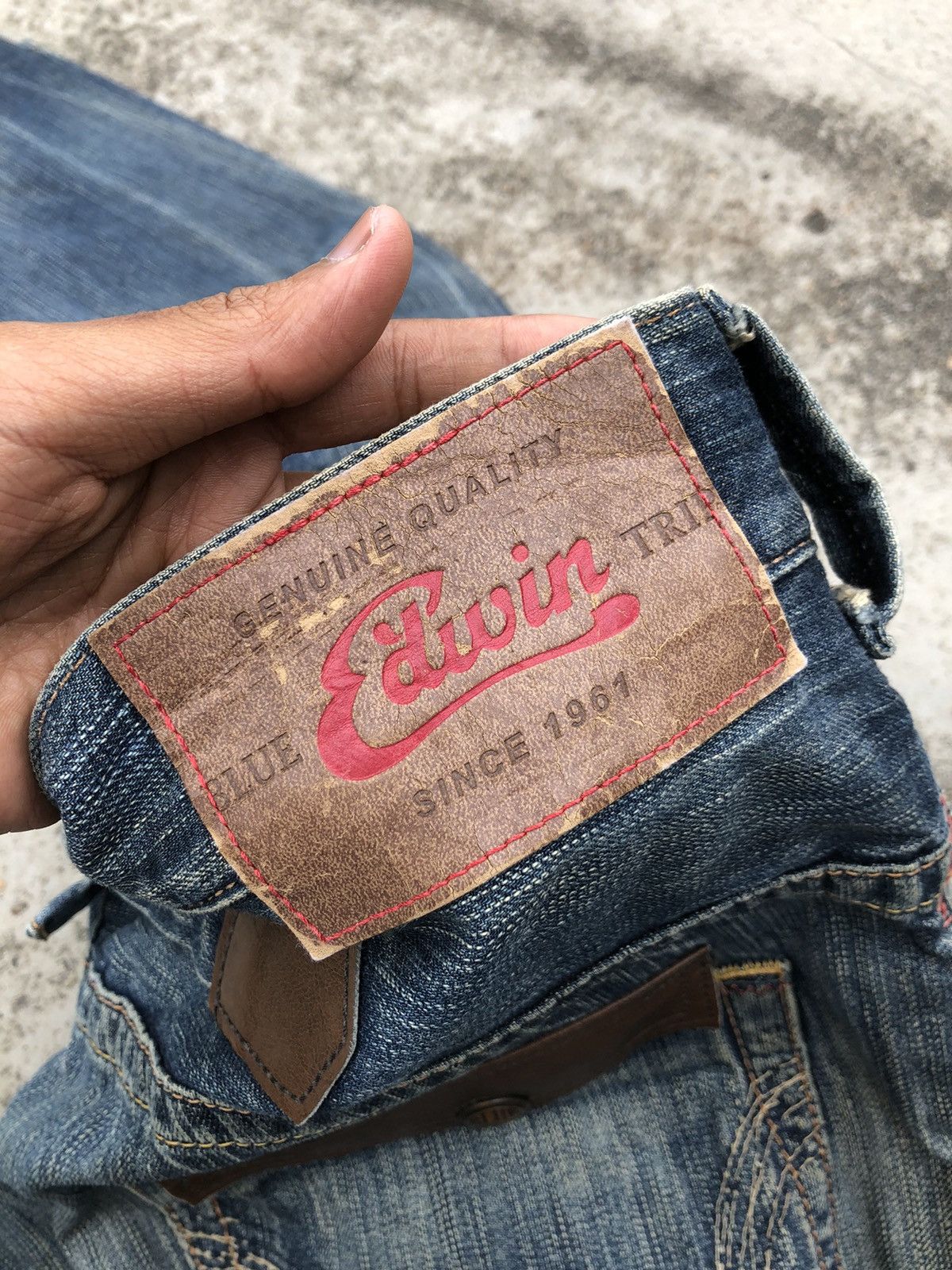 Edwin EDWIN BLUE TRIP BUCKLE BACK DISTRESSED DENIM Size US 37 - 6 Thumbnail