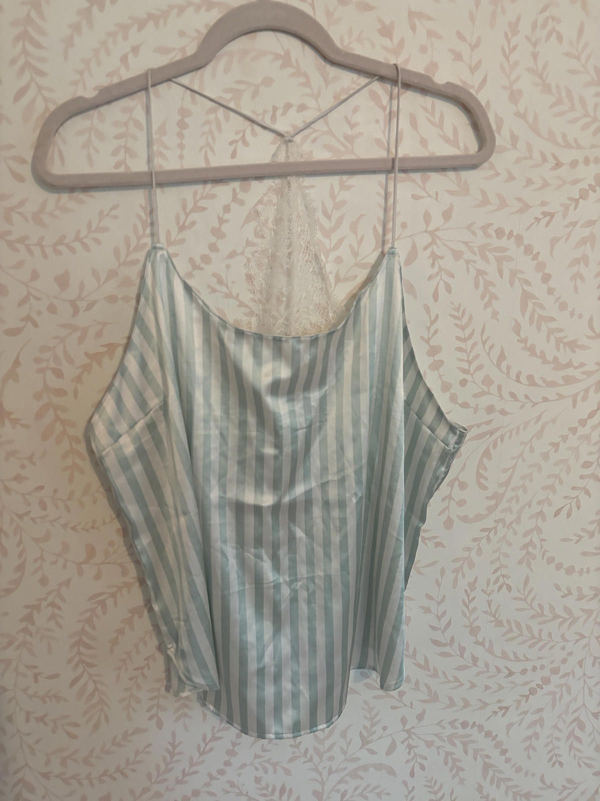 Designer NWT Victoria's Secret Elegant Striped Satin Camisole XL Size XL / US 12-14 / IT 48-50 - 1 Thumbnail