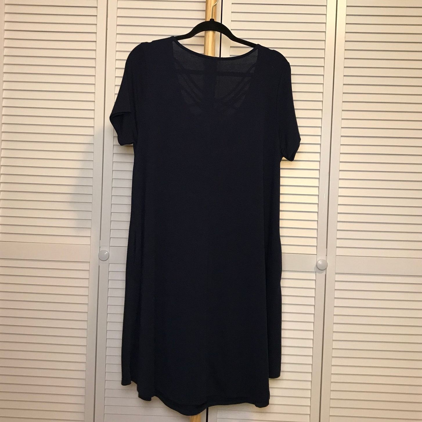 Other Zenana Premium Navy V-neck Short Sleeve Shift Midi Dress 1X Size XL / US 12-14 / IT 48-50 - 2 Thumbnail