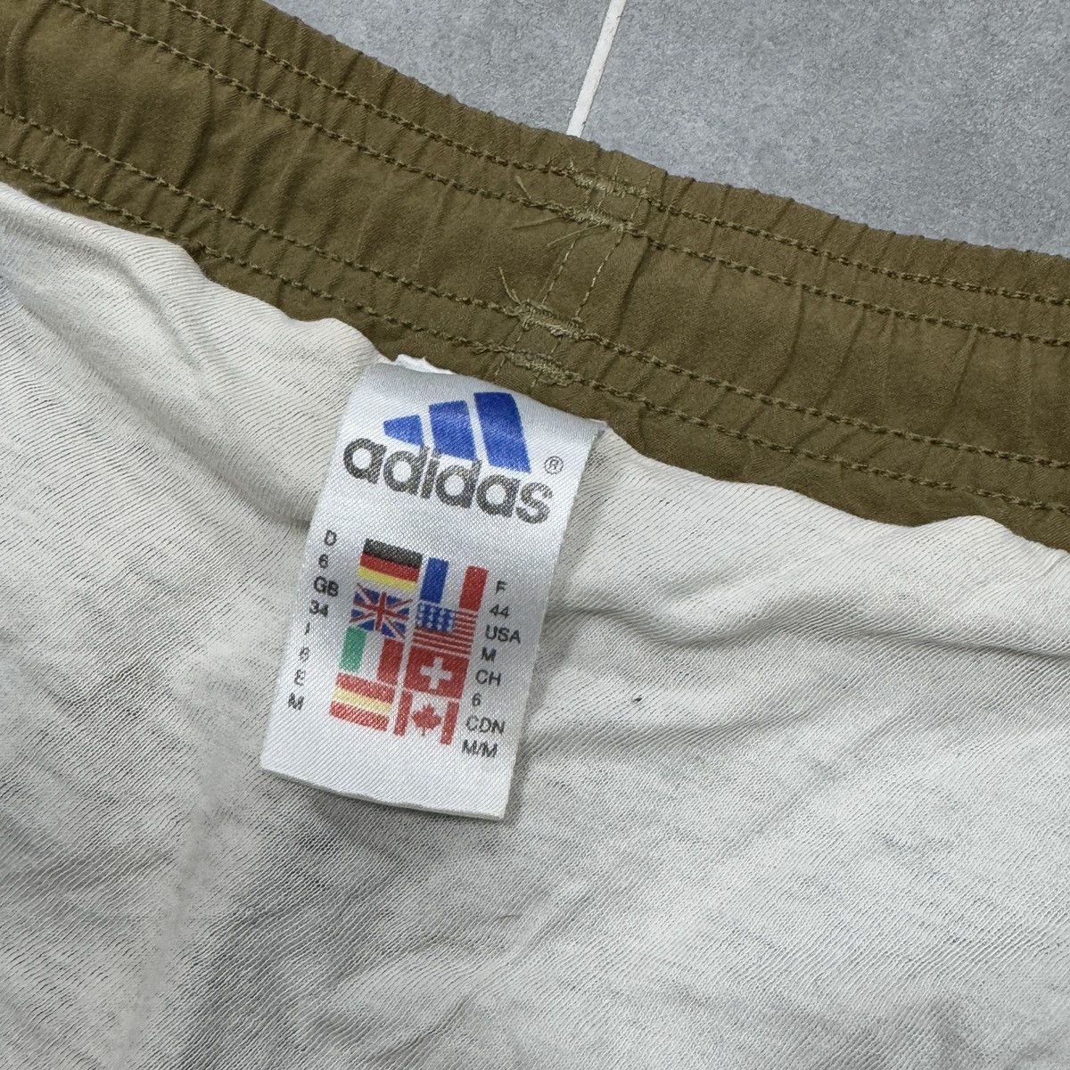 Adidas × Vintage Vintage Adidas Shorts Size M Size US 32 / EU 48 - 9 Thumbnail