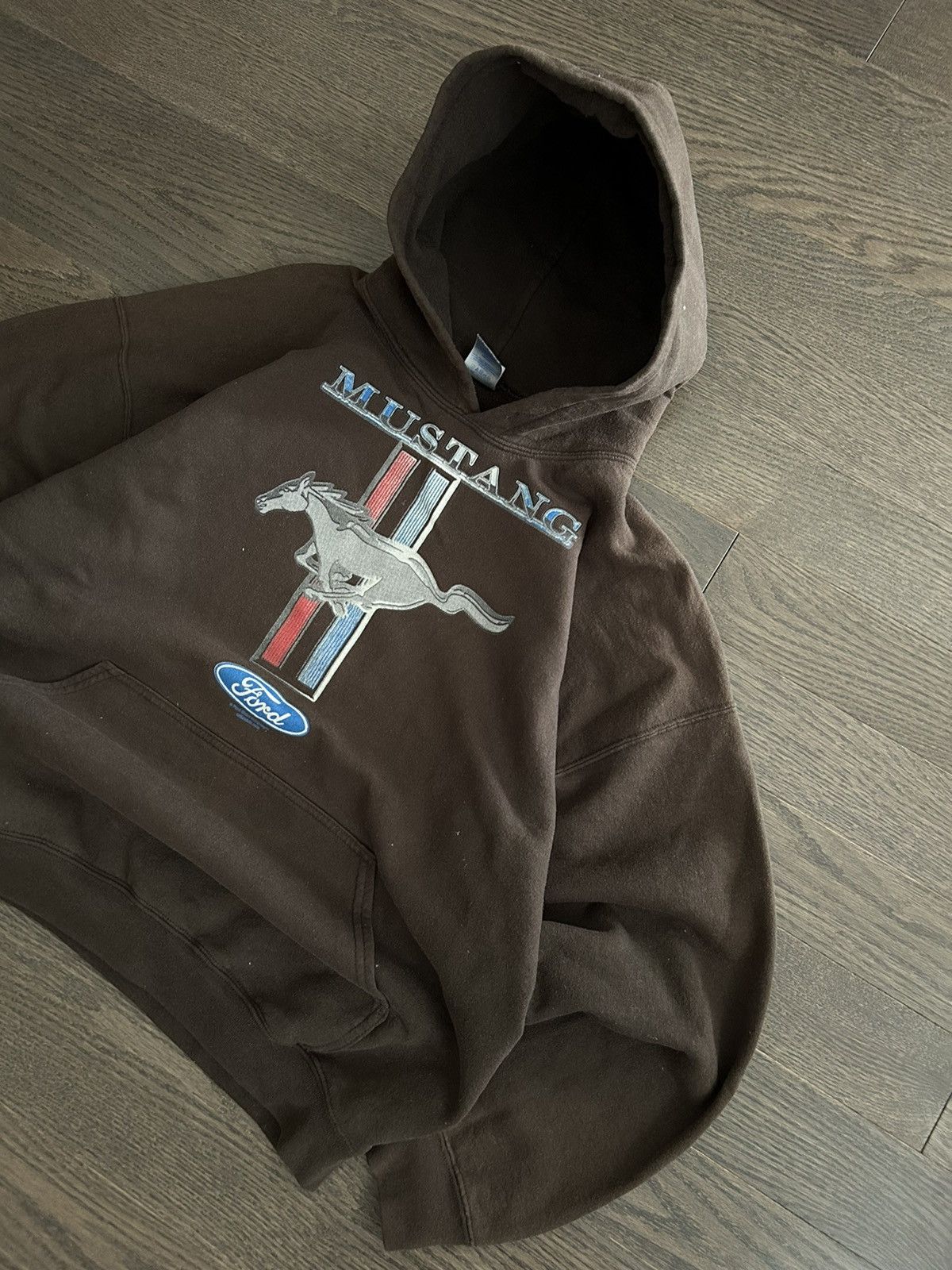 Gildan × Vintage Vintage 2000s mustang mocha hoodie Size US XL / EU 56 / 4 - 2 Thumbnail
