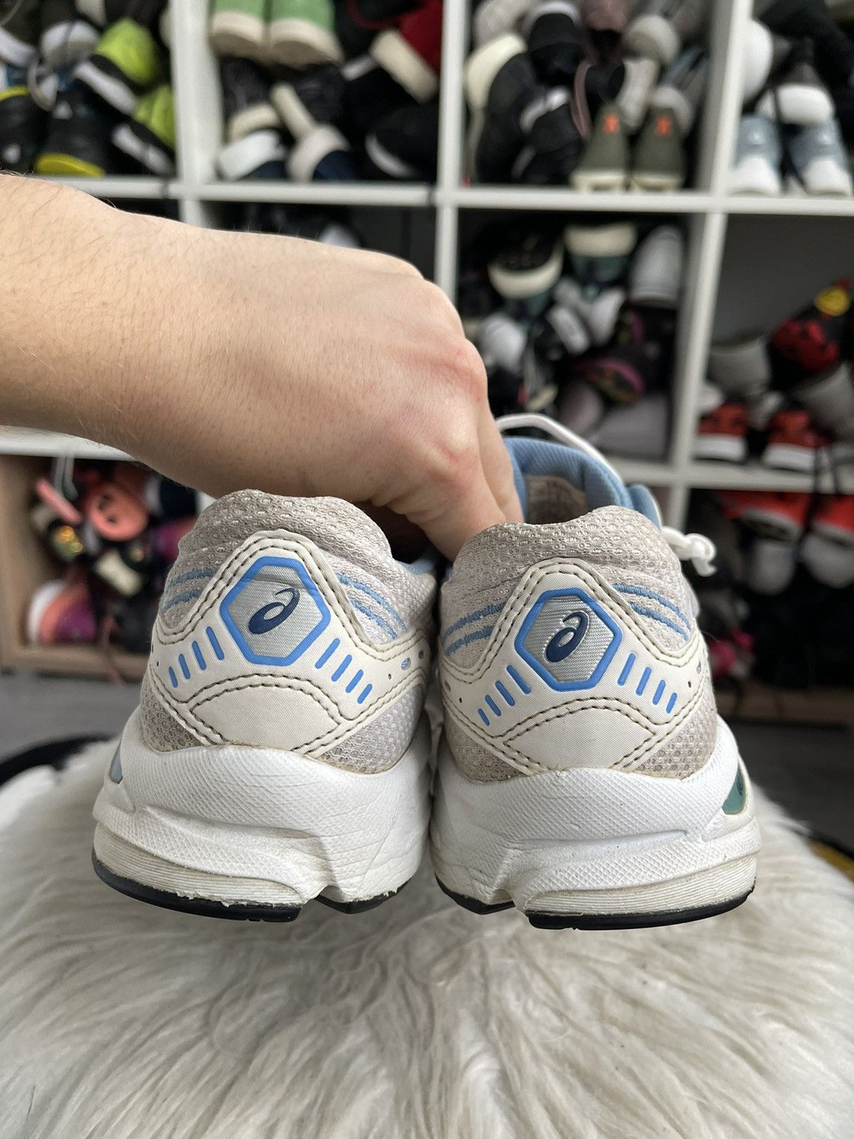 Asics × Vintage Women’s size 9 ASICS gel distressed sneakers 2k rare OG Size US 7 / EU 40 - 11 Thumbnail