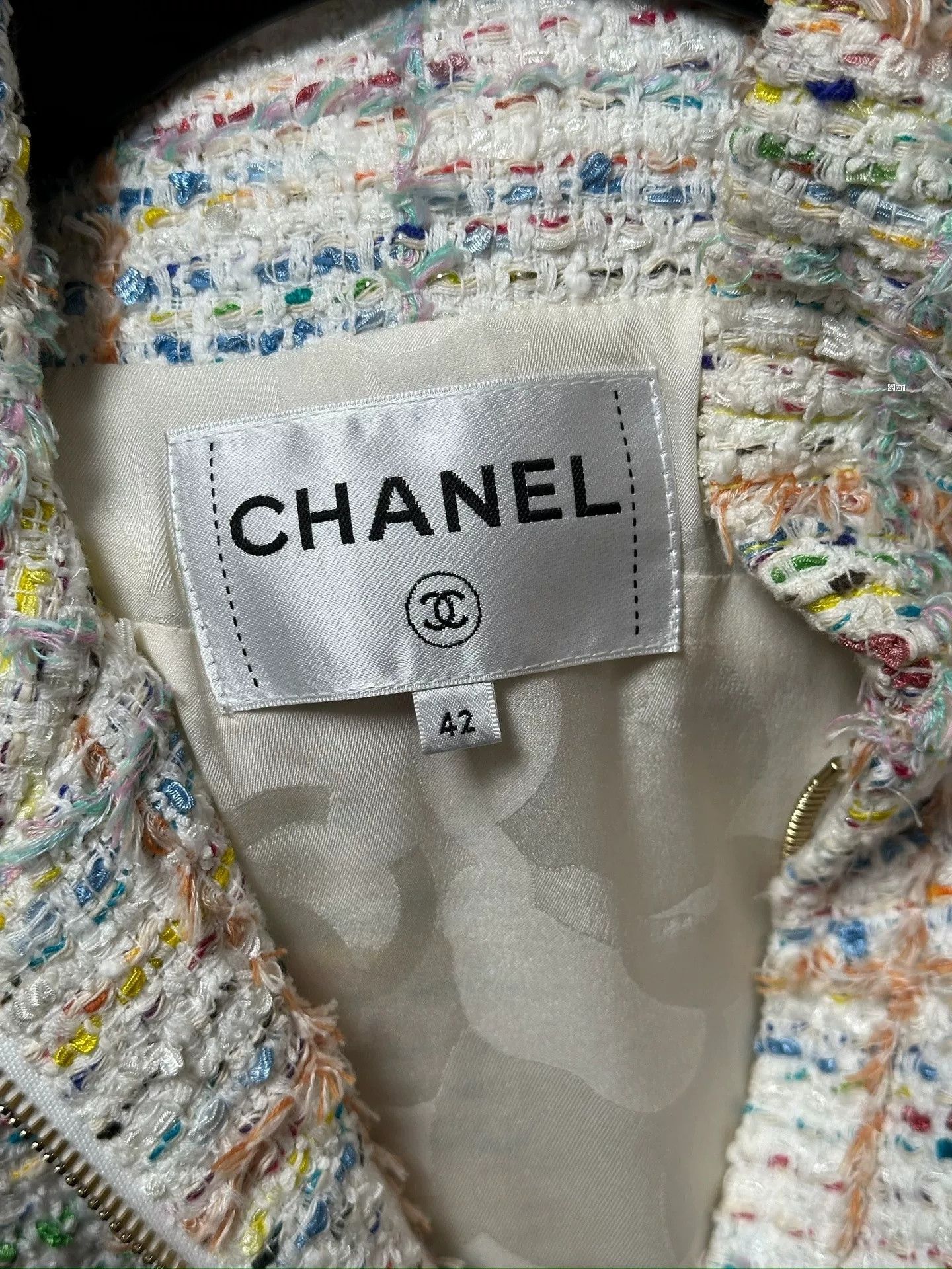 Chanel Chanel 19 Beach T Short-Sleeve Jacket Size US 26 / EU 42 - 5 Thumbnail