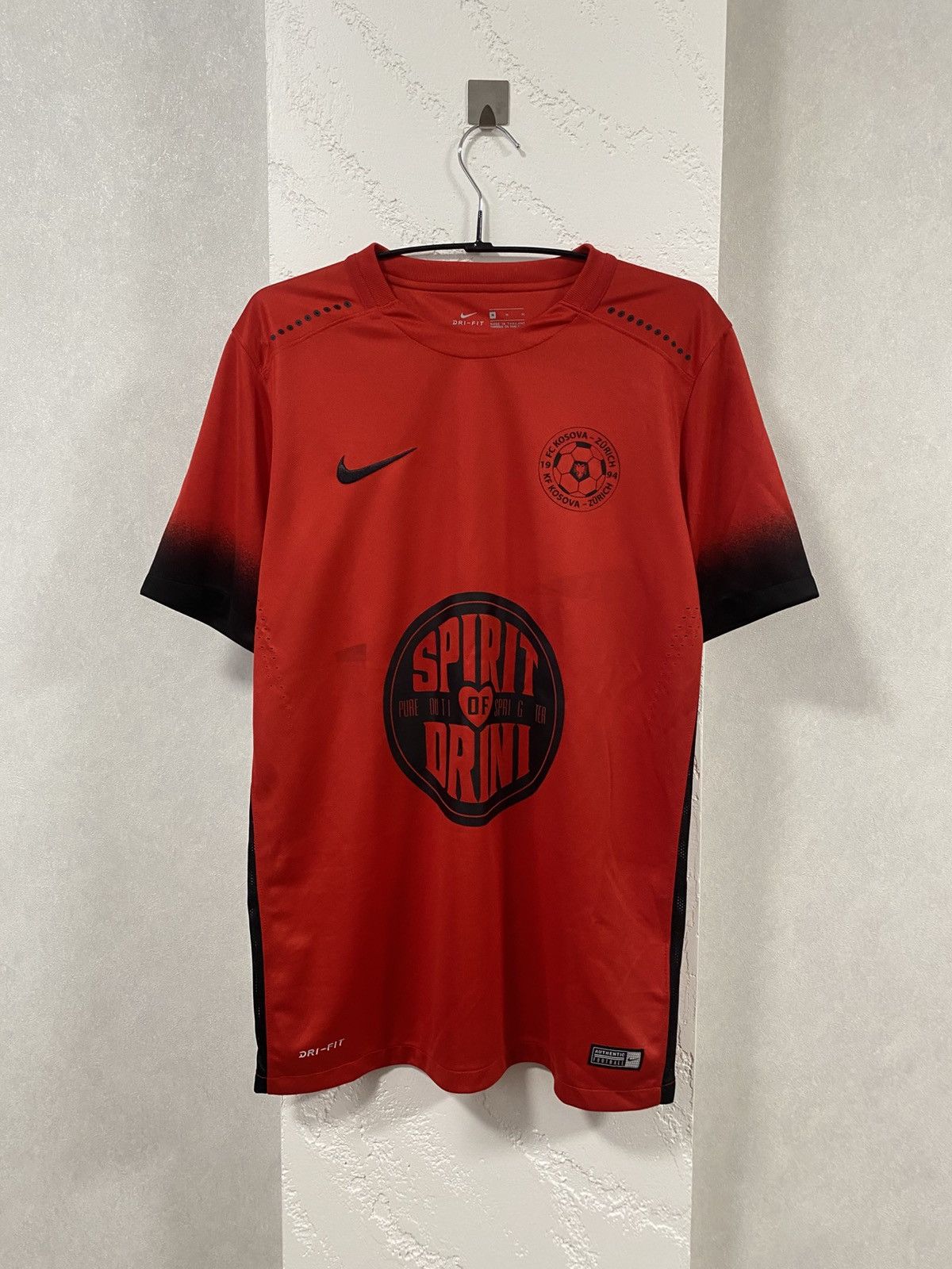 Nike Nike FC KOSOVA ZURICH 2016 2017 Issue Player Soccer Jersey Size US M / EU 48-50 / 2 - 1 Thumbnail
