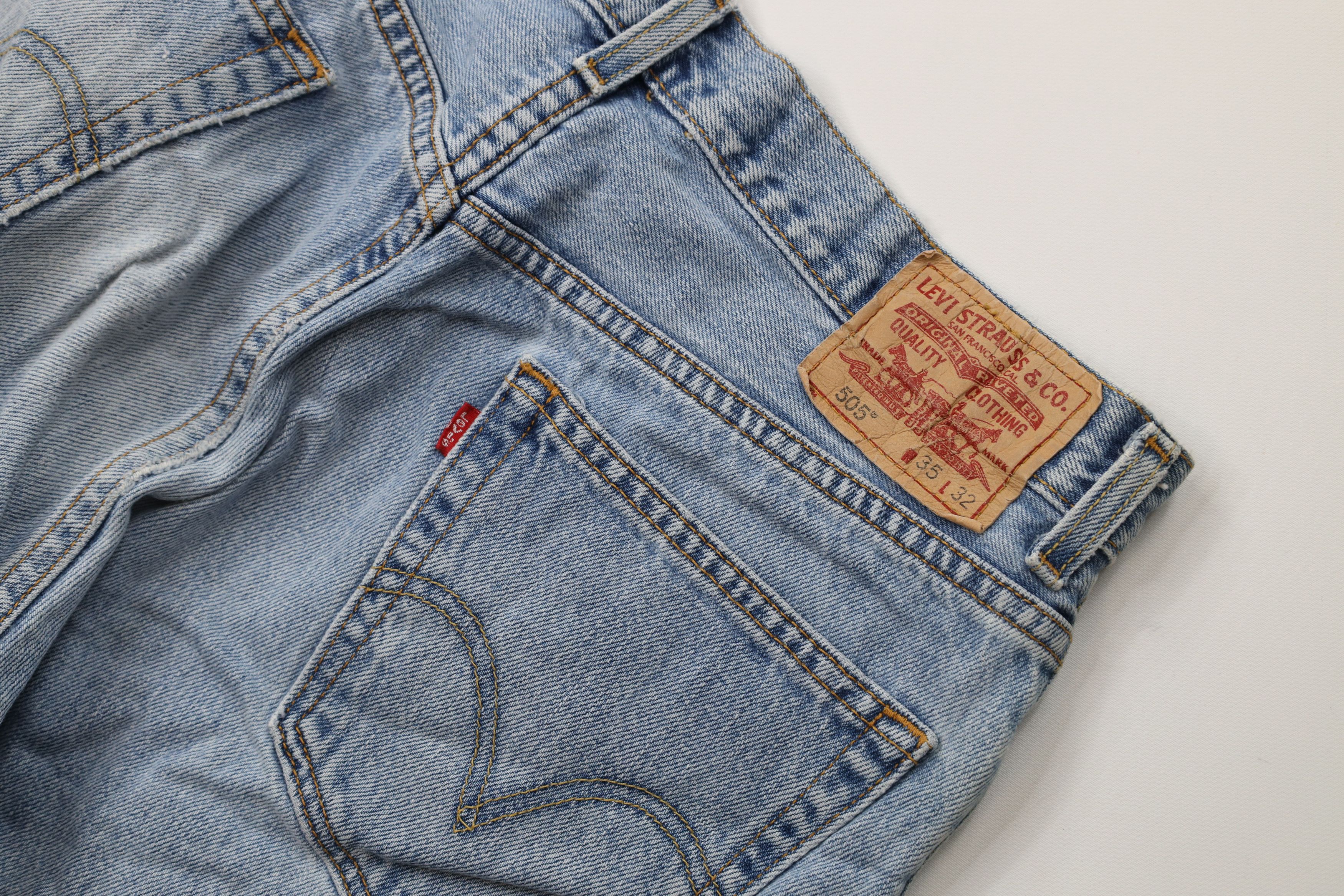 Levi's Vintage Y2K Levis 505 Regular Straight Leg Denim Jeans Blue Size US 35 - 13 Thumbnail