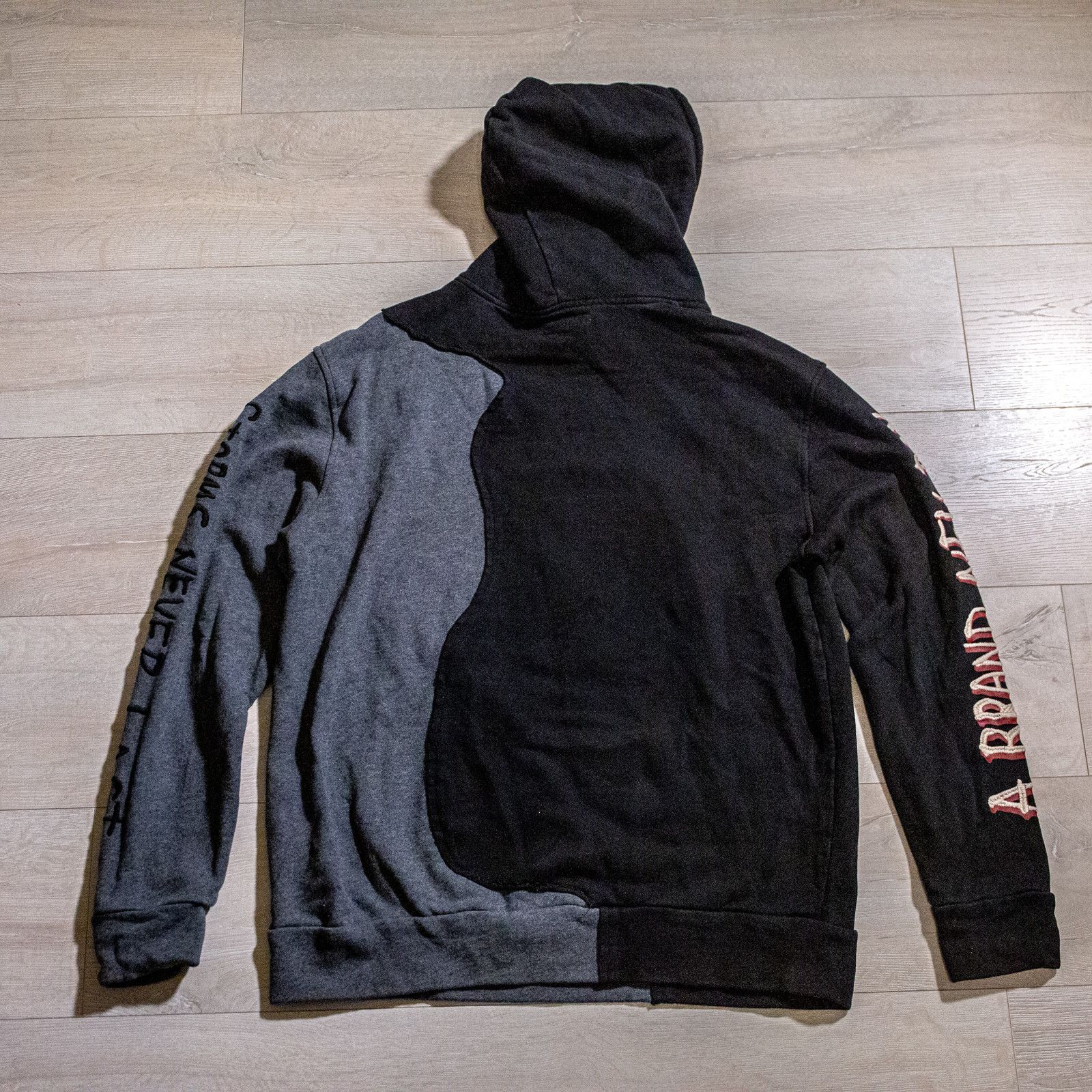 Other “Storms never last” Skeleton hoodie (black/gray) Size US XL / EU 56 / 4 - 6 Thumbnail