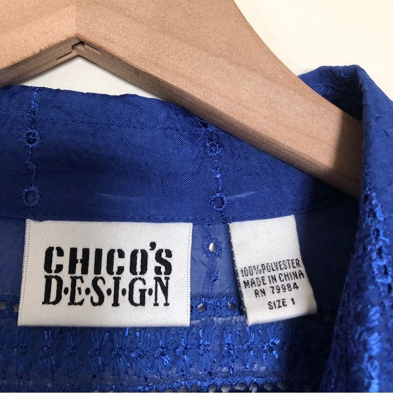 Chicos Chico's Design Royal Blue Embroider Collard Shirt Blouse Top Size M / US 6-8 / IT 42-44 - 7 Thumbnail