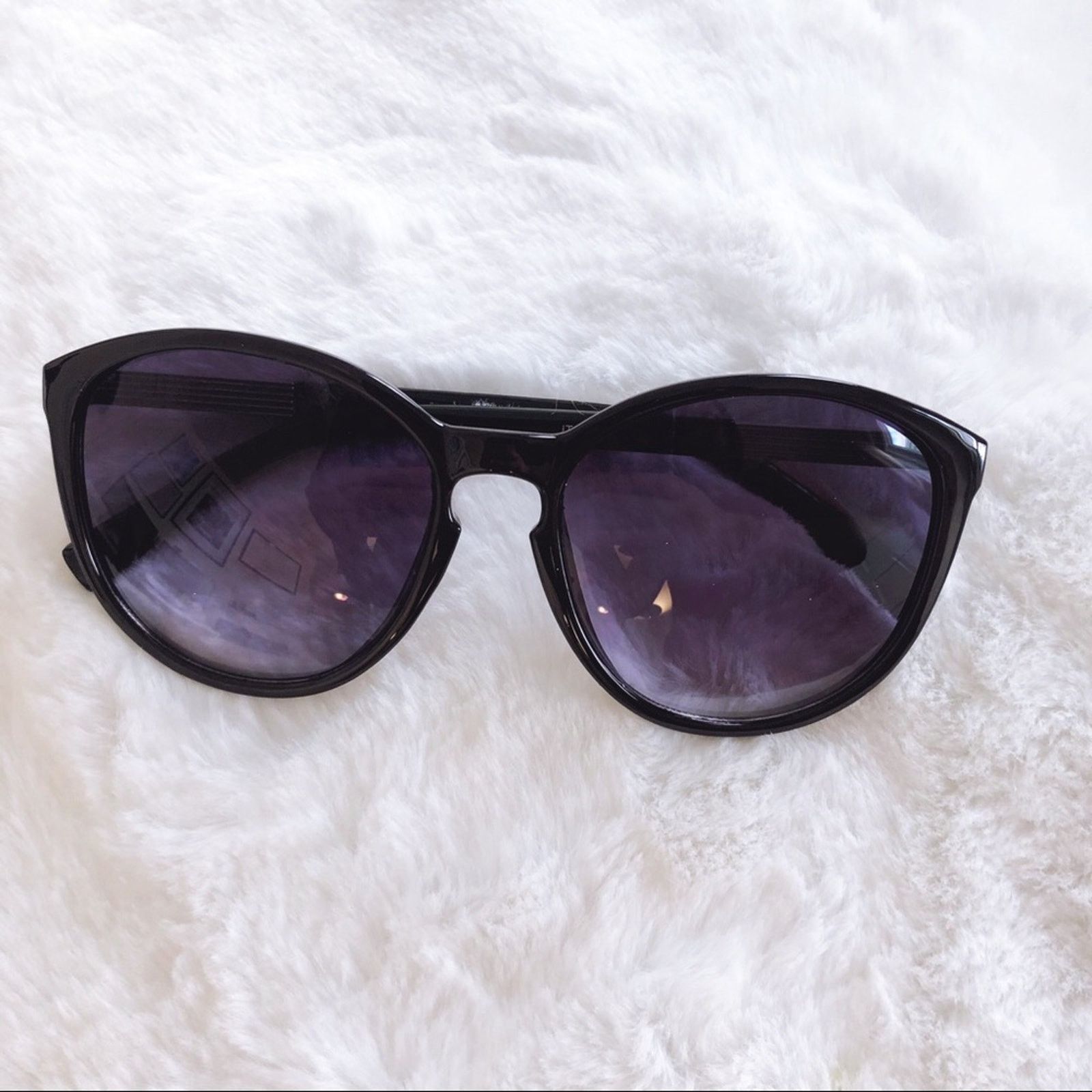 Other Celia Black Cat Eye Full Rim Sunglasses Size ONE SIZE - 1 Thumbnail