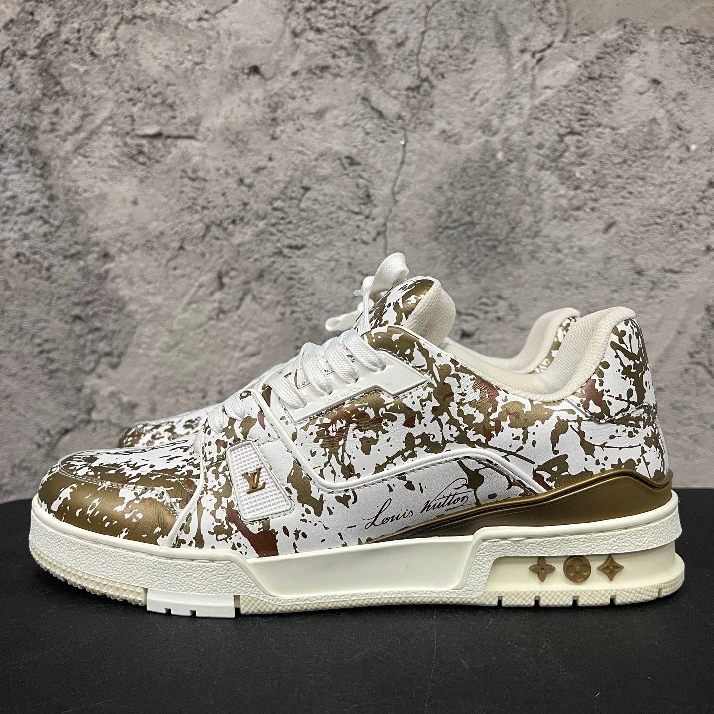 Louis Vuitton LV Trainer Milan Exclusive US8 Size US 8 / EU 41 - 2 Thumbnail