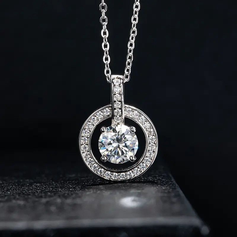 Jewelry S925 Silver 1 Carat Moissanite Beating Heart Round Pendant Size ONE SIZE - 4 Thumbnail