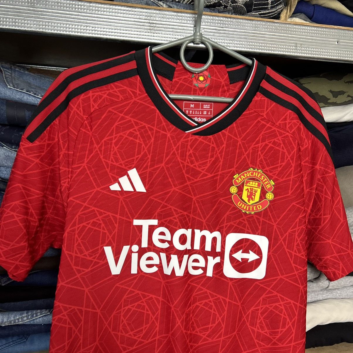 Adidas Mens Adidas Manchester United 2023 Home soccer jersey size M Size US M / EU 48-50 / 2 - 2 Thumbnail