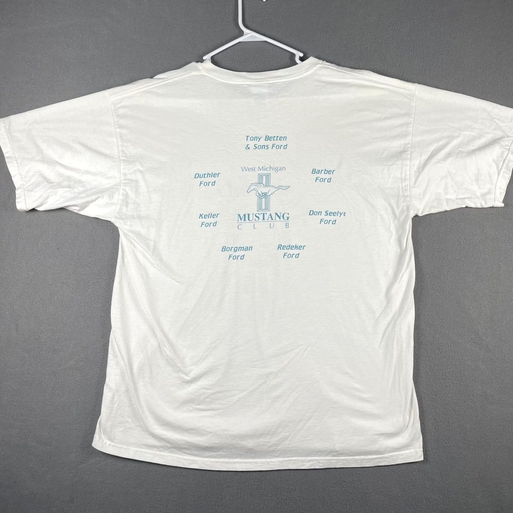 Gildan VINTAGE Mustang Pony Trails Shirt Mens XL White West Michigan 2002 Car Club 00s Size US XL / EU 56 / 4 - 2 Thumbnail