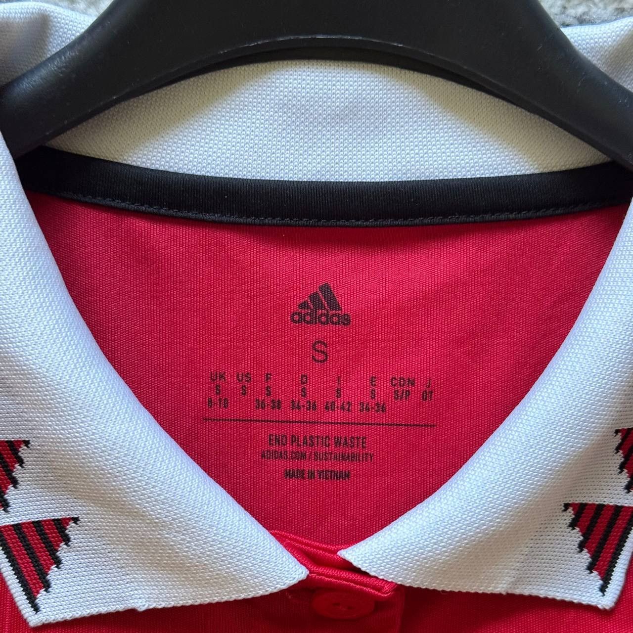 Adidas Adidas Manchester United 2023 football soccer jersey Size US S / EU 44-46 / 1 - 5 Thumbnail