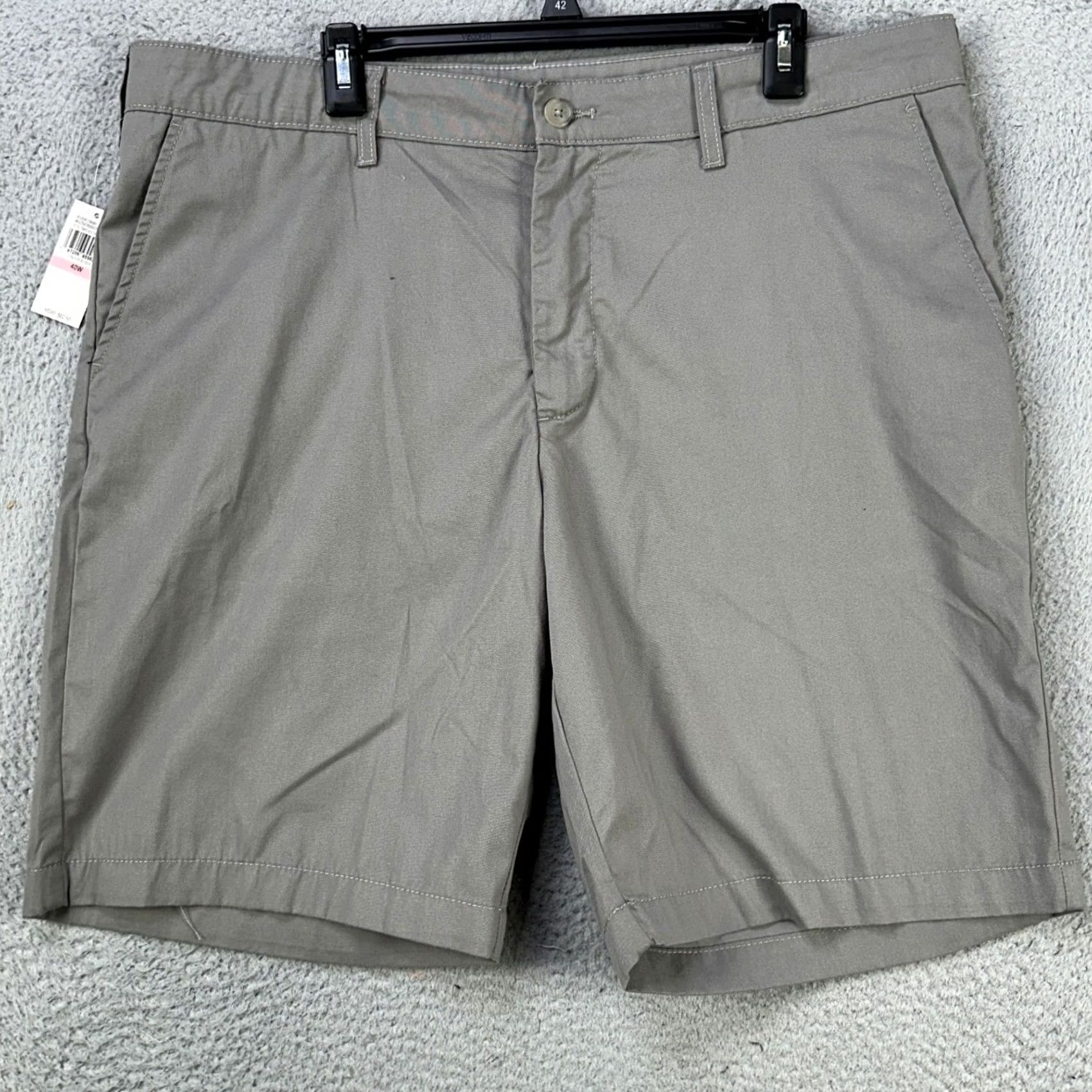 Izod IZOD Mens Chino Golf Shorts 40X9.5 Gray Flat Front Pockets Casual Comfort NEW Size US 40 / EU 56 - 2 Thumbnail