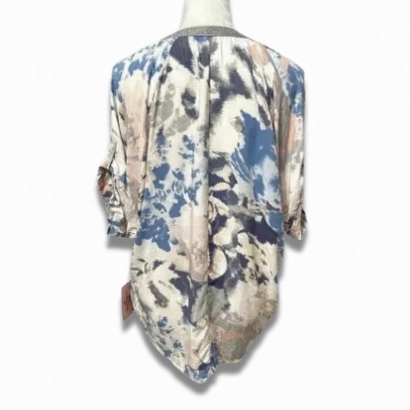 Juicy Couture Juicy Couture Floral Blouse V-Neckline 3/4 Sleeve Pink M NWT Size M / US 6-8 / IT 42-44 - 4 Thumbnail