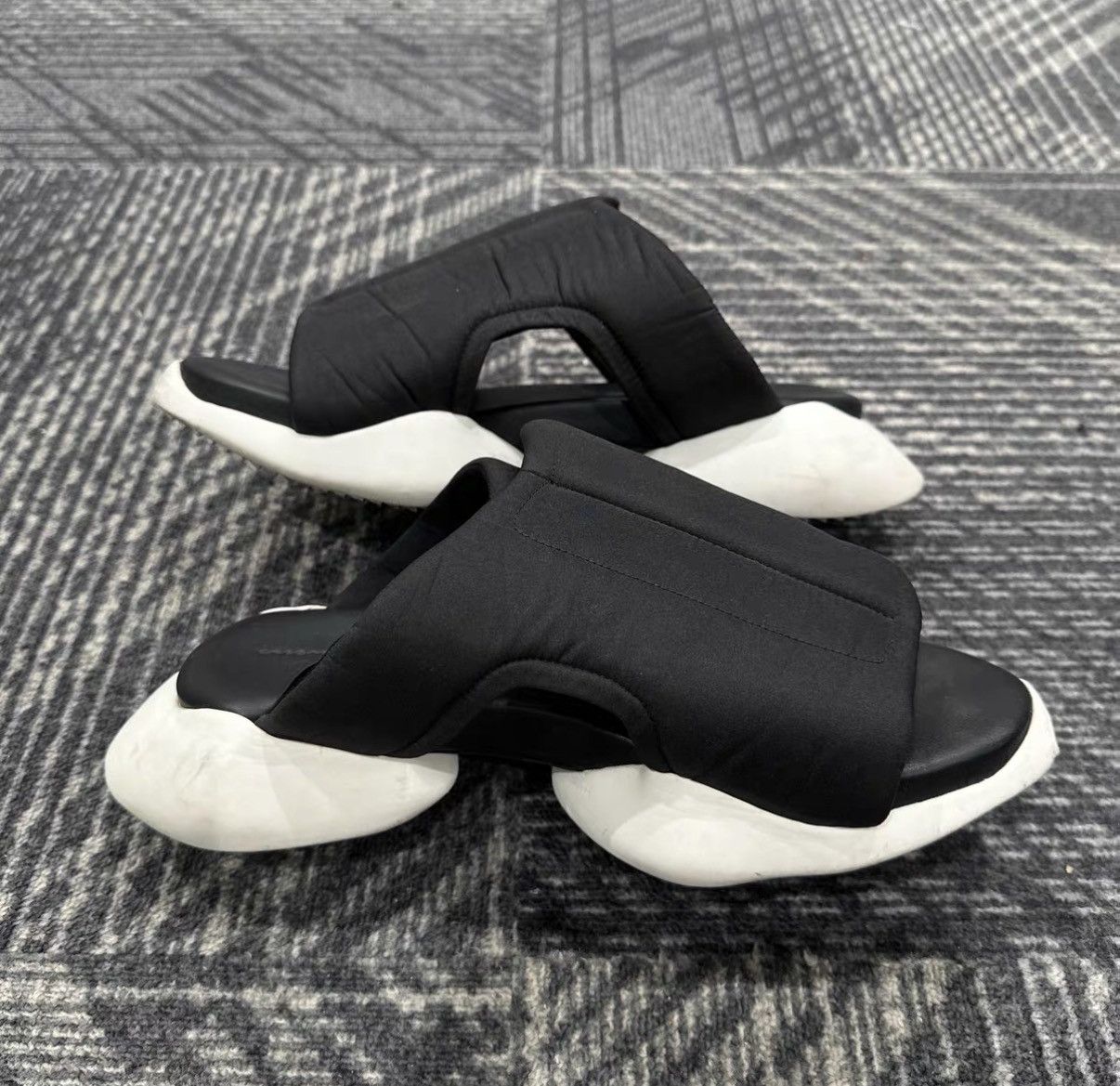 Rick Owens Rick Owens x Adidas Tank Slides J42 Size US 8.5 / EU 41-42 - 5 Thumbnail