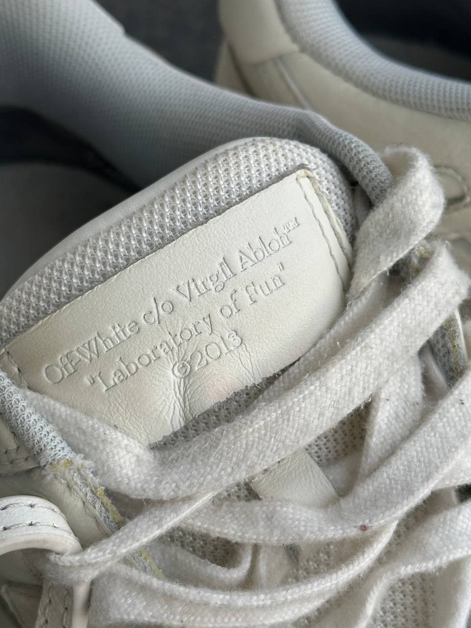 Off-White Off-white out office Size US 8.5 / IT 38.5 - 4 Thumbnail