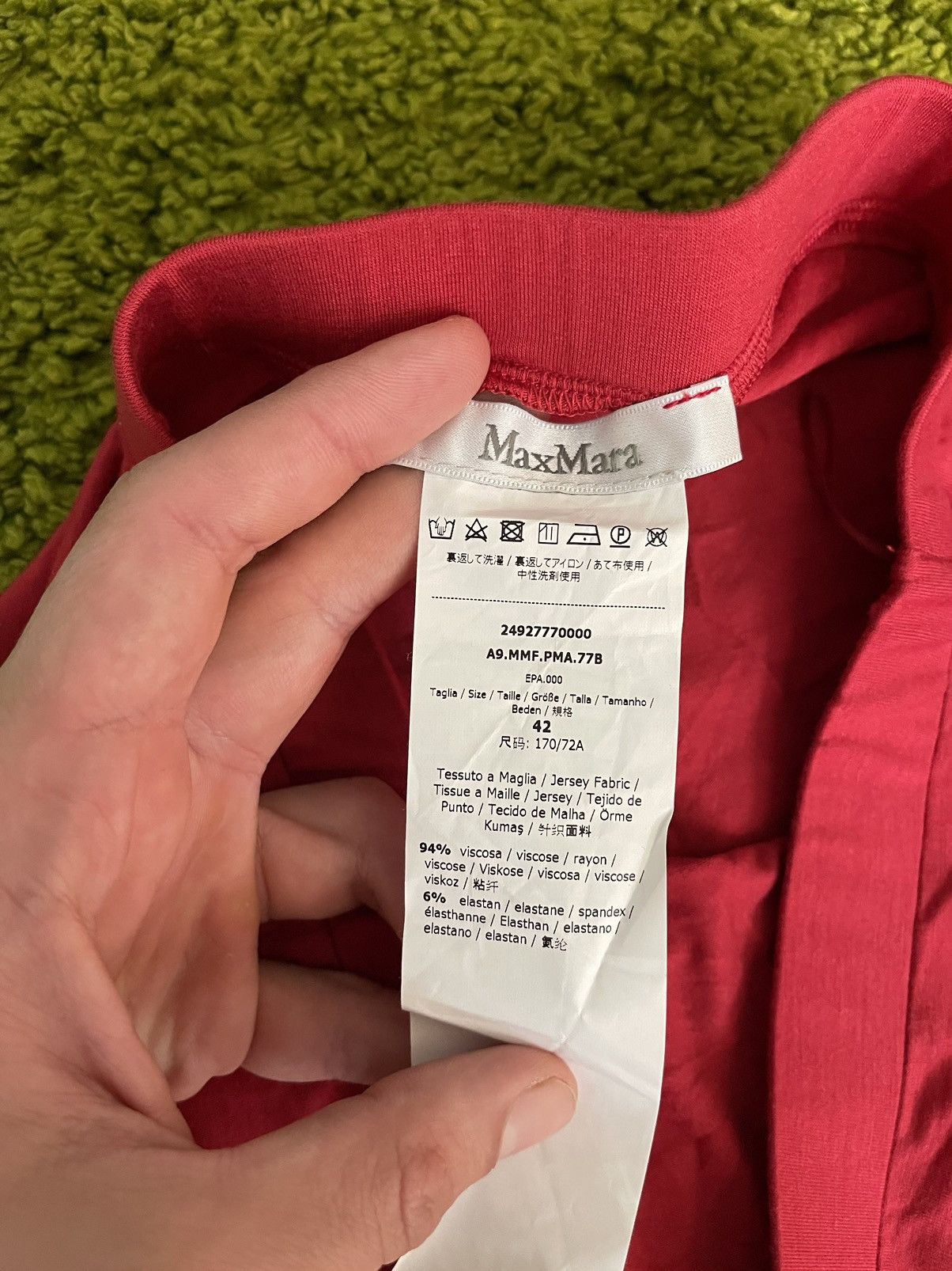 Designer × Max Mara × Weekend Max Mara Max Mara minimalist red midi skirt Size 28" / US 6 / IT 42 - 3 Thumbnail