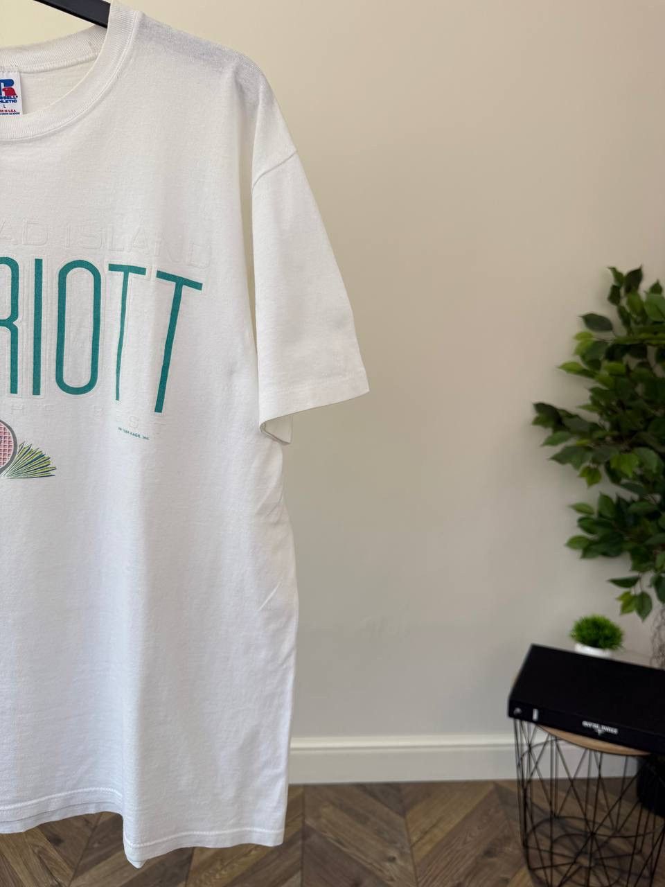 Russell Athletic Vintage Russell Hilton Head Island Marriott T-Shirt Size US L / EU 52-54 / 3 - 6 Thumbnail