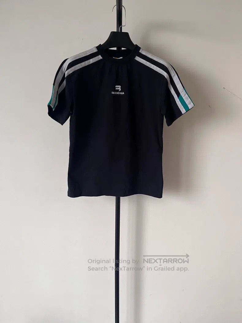 Balenciaga Balenciaga Logo Printed Striped Round Neck Short Sleeve T- Size US M / EU 48-50 / 2 - 1 Thumbnail