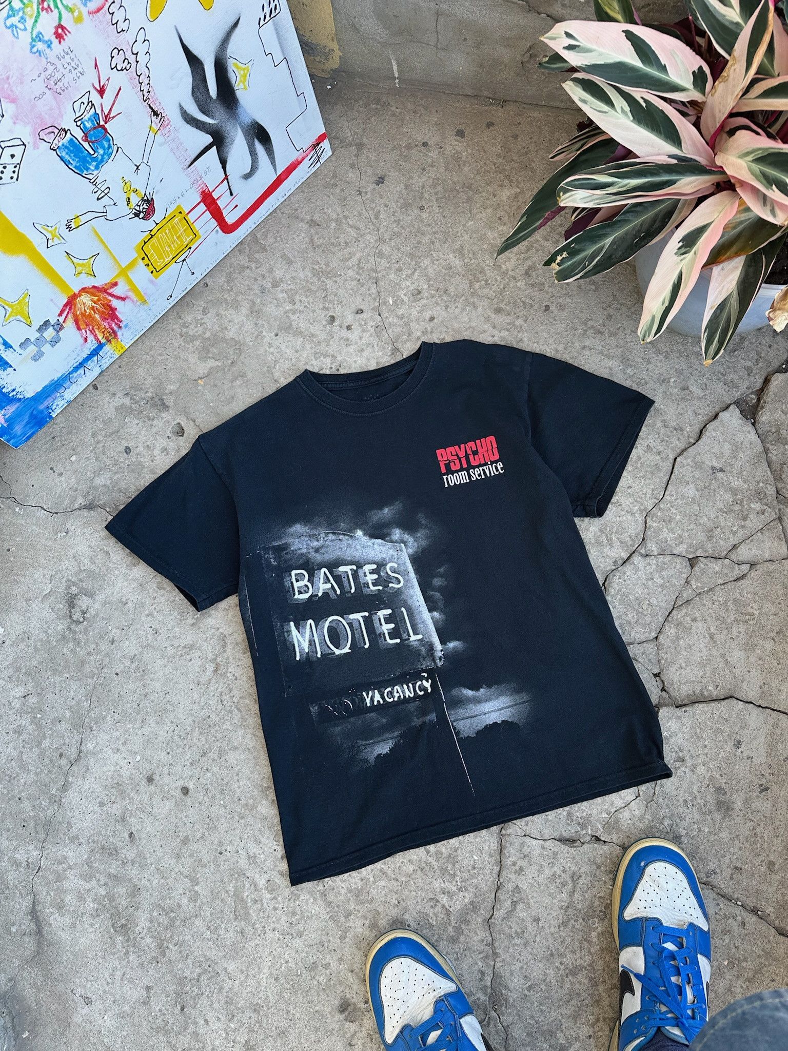 Universal Studios PSYCHO BATES MOTEL HORROR TEE VINTAGE MOVIE Size US M / EU 48-50 / 2 - 2 Thumbnail