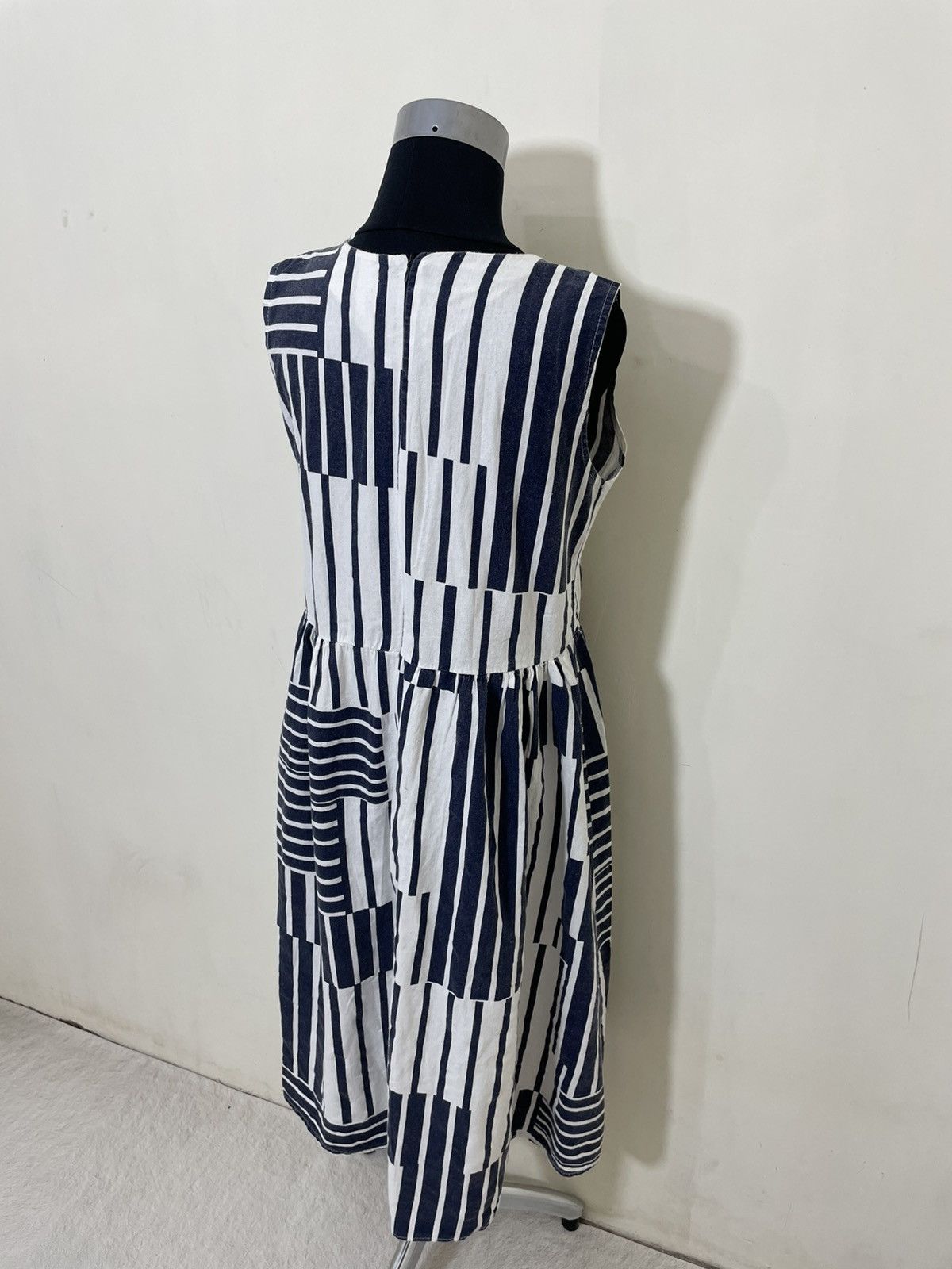 Moncler 2000s Moncler Sleeveless Striped Patchwork Dress Y2K Loro Size M / US 6-8 / IT 42-44 - 5 Thumbnail