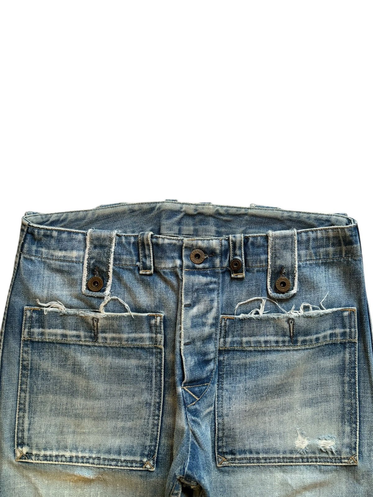 Diesel Vintage Diesel Faded Wash Distressed Bootcut Jeans Size US 26 / EU 42 - 4 Thumbnail