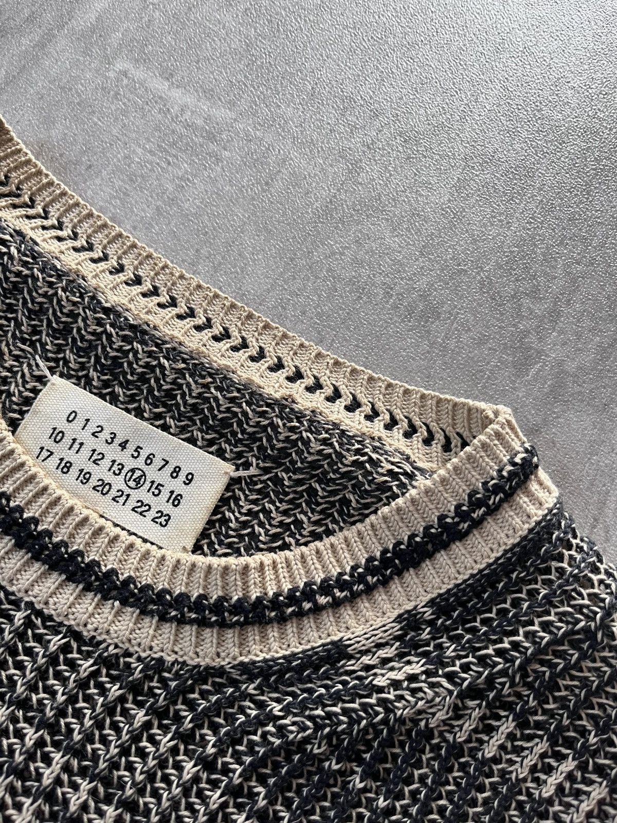 Maison Margiela Maison Margiela S/S 17 cotton beige black sweater Size US M / EU 48-50 / 2 - 8 Thumbnail