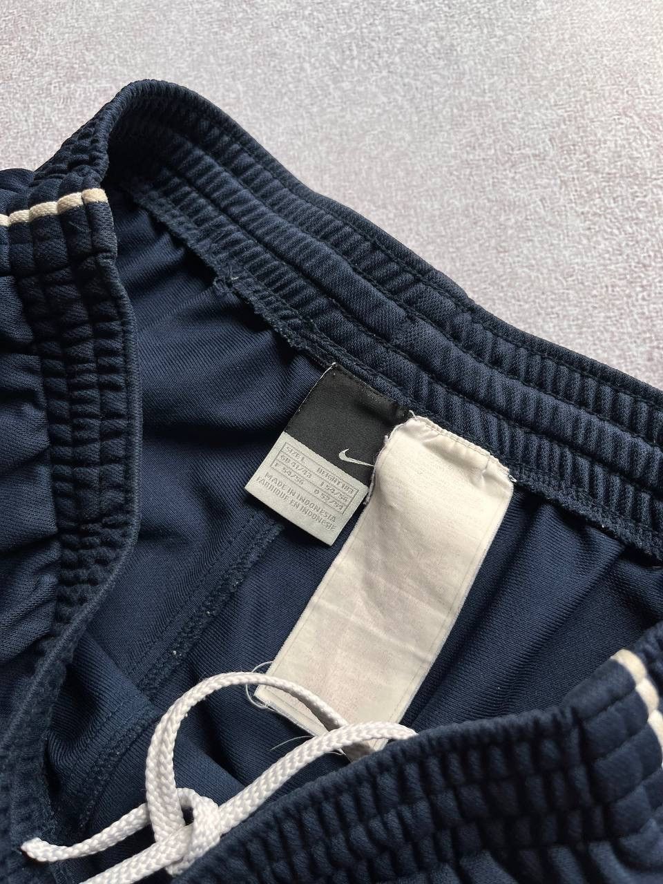 Nike × Vintage Vintage Nike Baggy Nylon Trackpants Y2K L Size US 34 / EU 50 - 3 Thumbnail