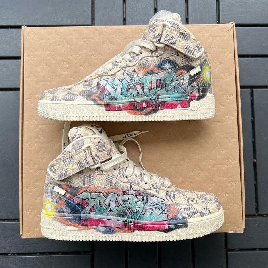Louis Vuitton Louis Vuitton AF1 Mid Graffiti DS US 8 (EU 41) Size US 8 / EU 41 - 1 Thumbnail