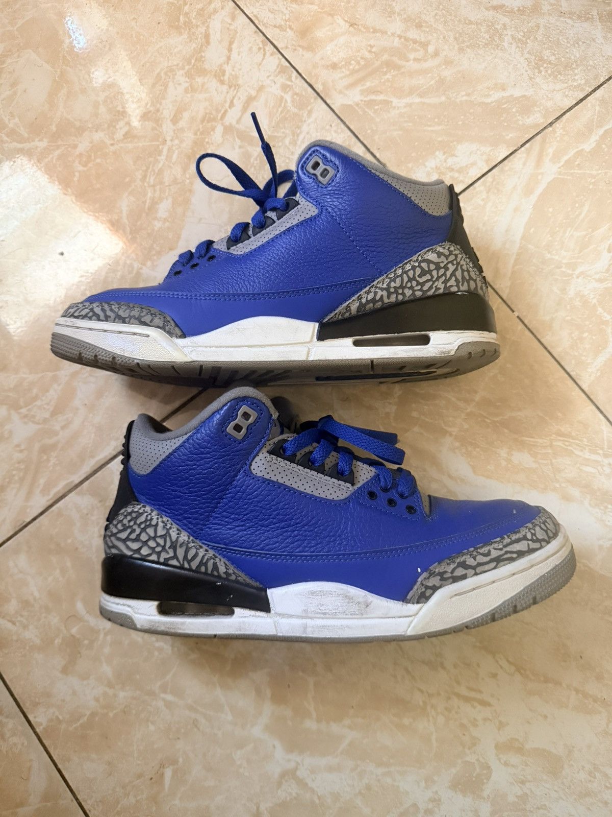 Jordan Brand Air Jordan 3 Retro “Varsity Royal” Size US 9 / EU 42 - 3 Thumbnail