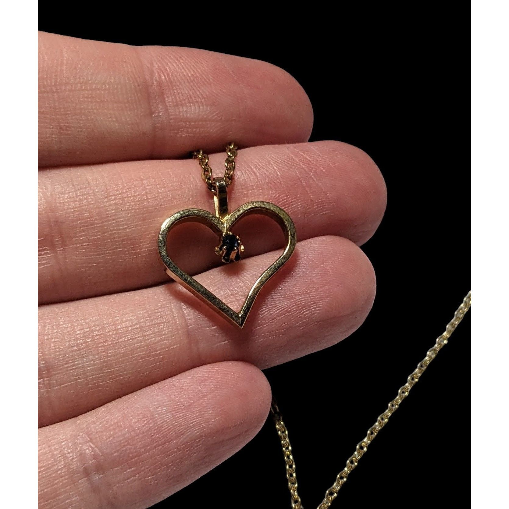 Other Gold Open Heart Blue Gem Necklace Size ONE SIZE - 3 Thumbnail