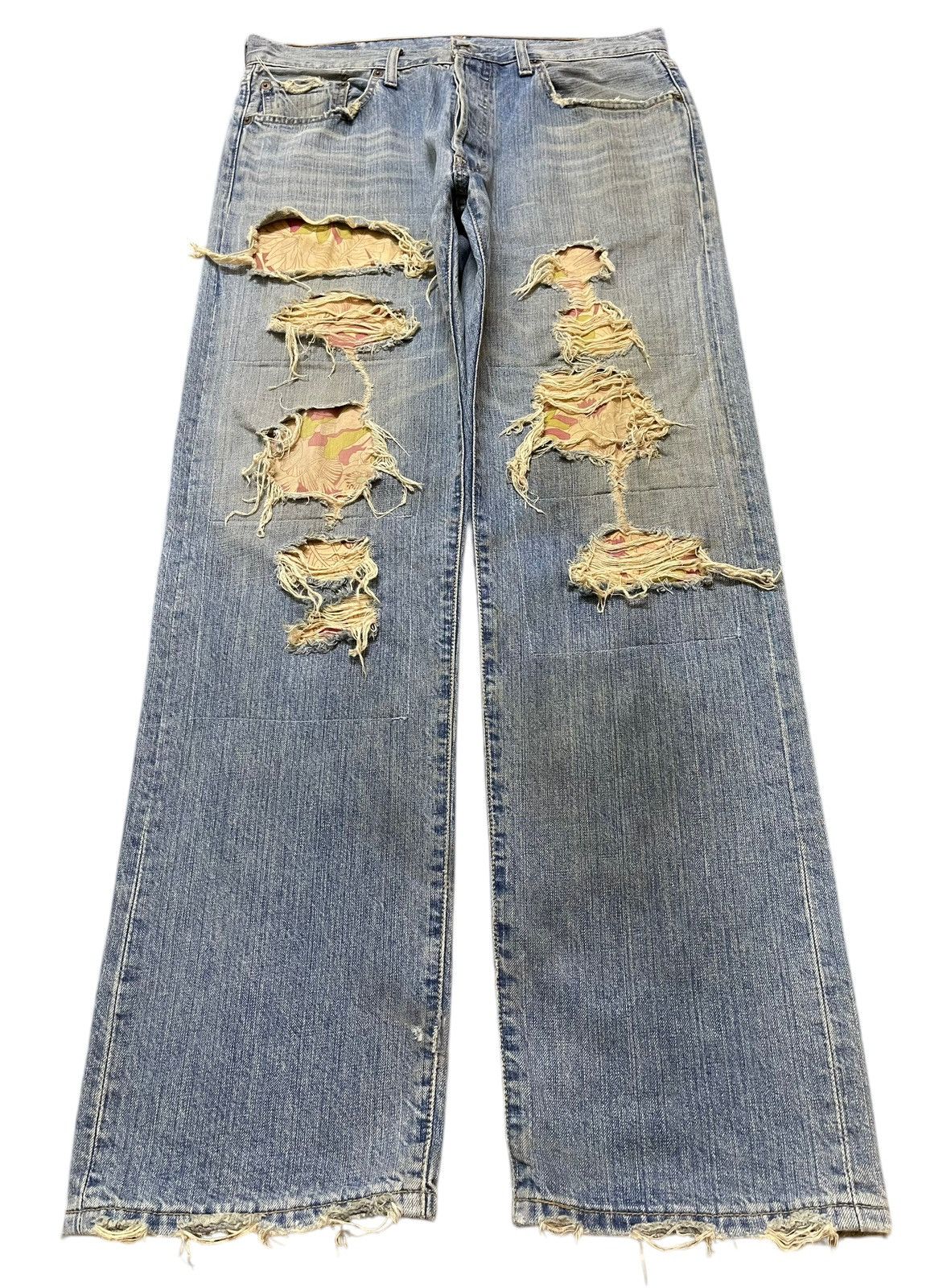 Levi's Vintage 90 Levis 501 Distressed Style Loose Jeans Size US 34 / EU 50 - 1 Thumbnail