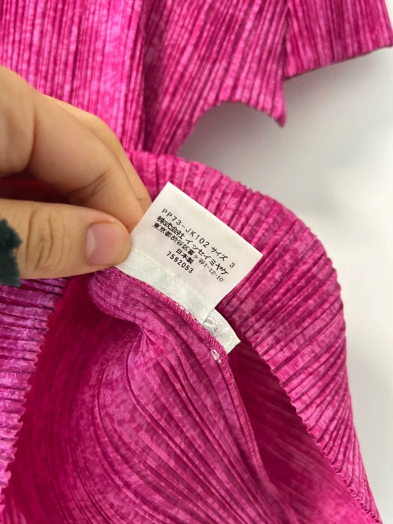 Issey Miyake Issey Miyake size:3 Pink pleated short-sleeved shirt Size M / US 6-8 / IT 42-44 - 4 Thumbnail