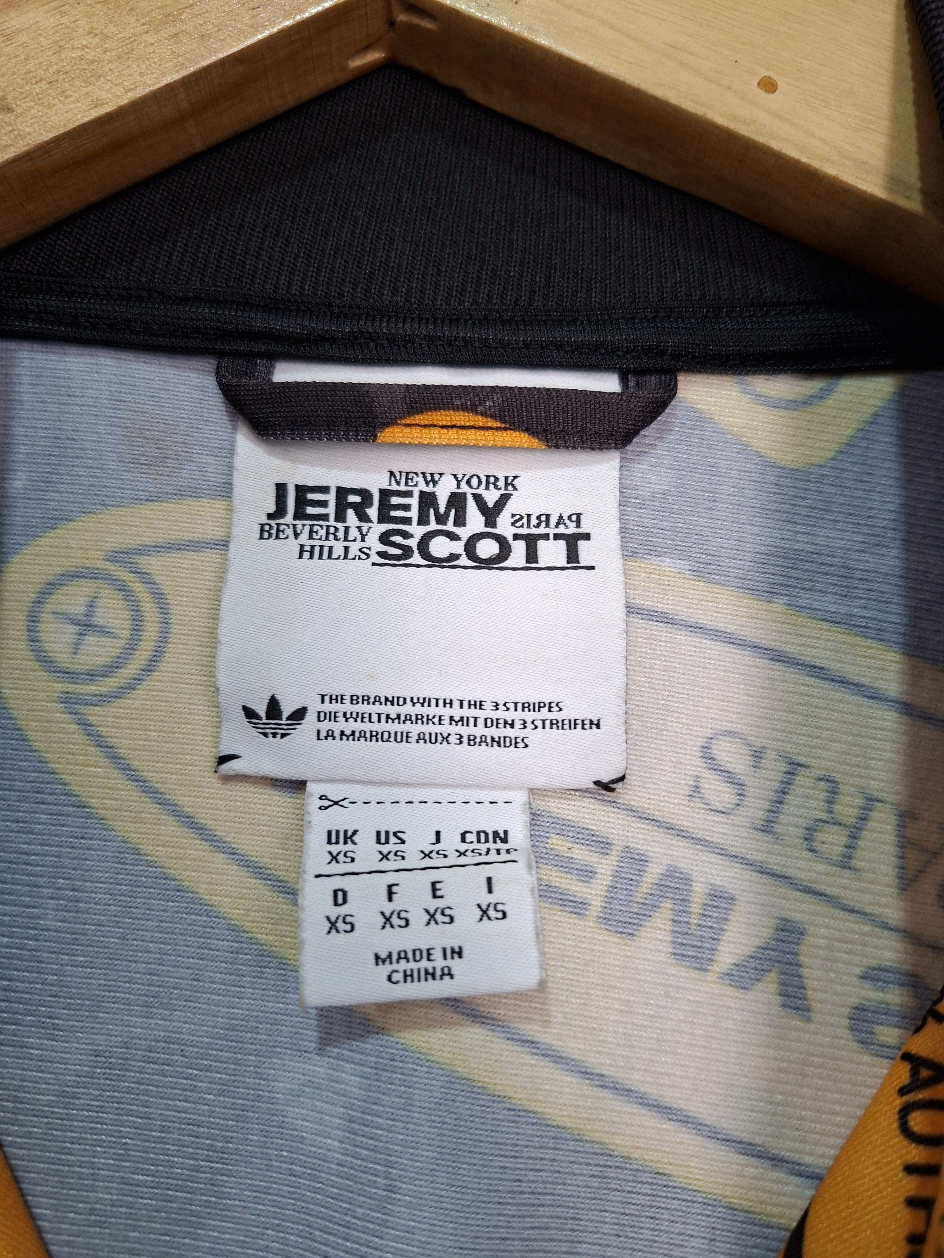 Adidas × Jeremy Scott ADIDAS X JEREMY SCOTT SS 2014 TRACK JACKET (KINGSMAN MOVIE) Size US XS / EU 42 / 0 - 6 Thumbnail