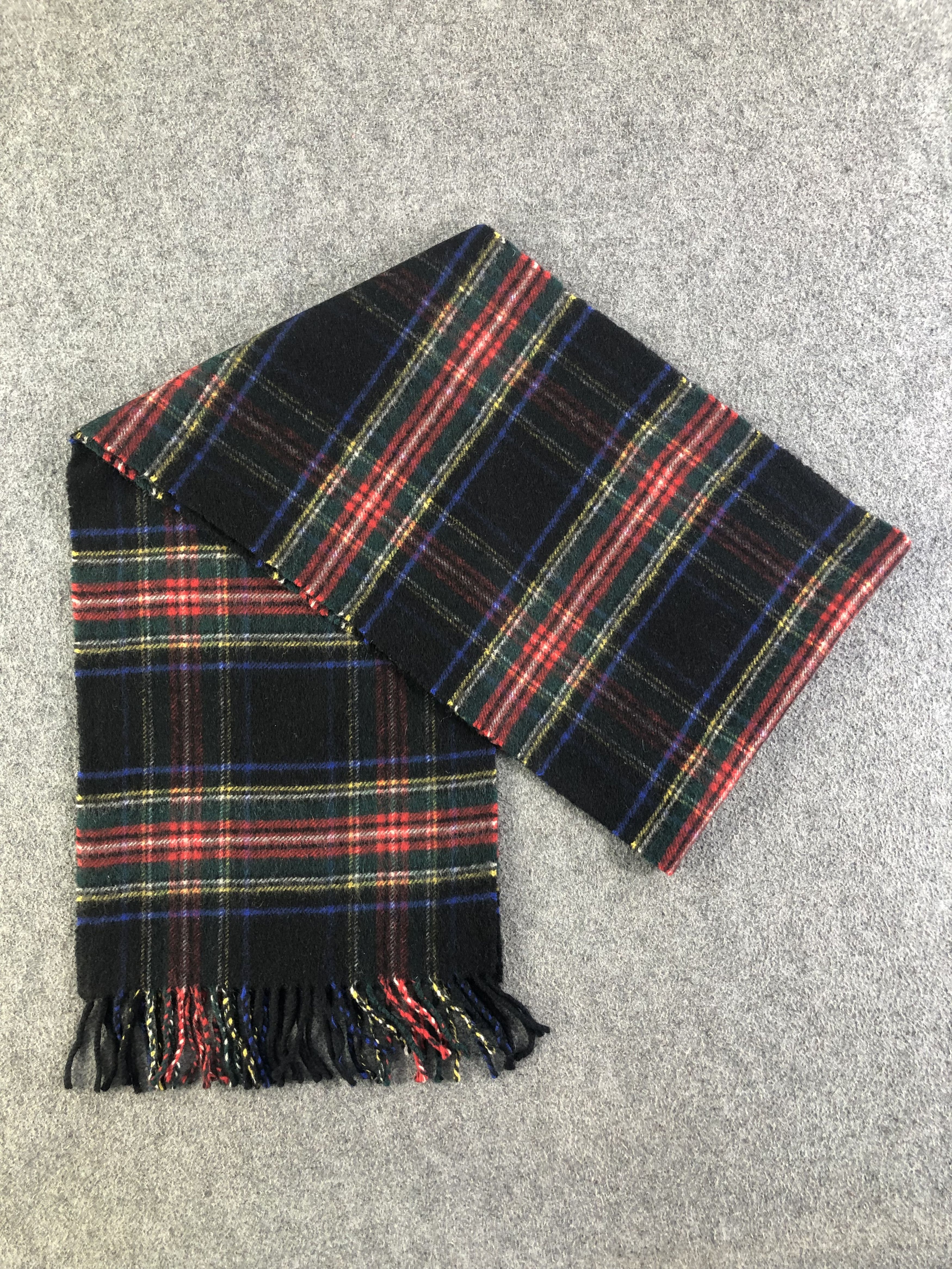 Johnstons Of Elgin Johnstons Of Elgin Cashmere Scarf / Muffler / Neckwear Size ONE SIZE - 5 Thumbnail