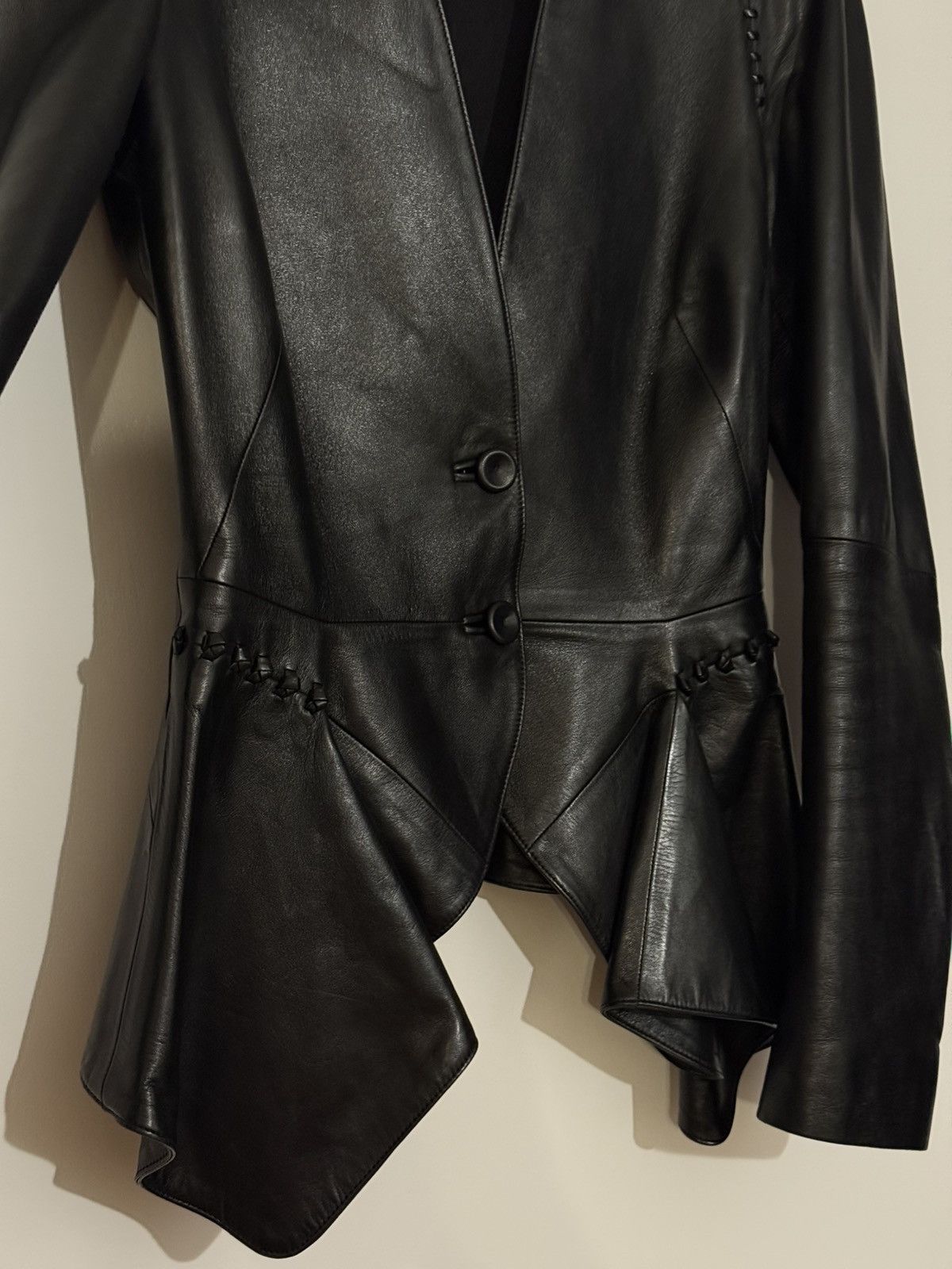 Alexander McQueen Alexander McQueen Leather Jacket Biker Black Fashion Size XS / US 0-2 / IT 36-38 - 9 Thumbnail