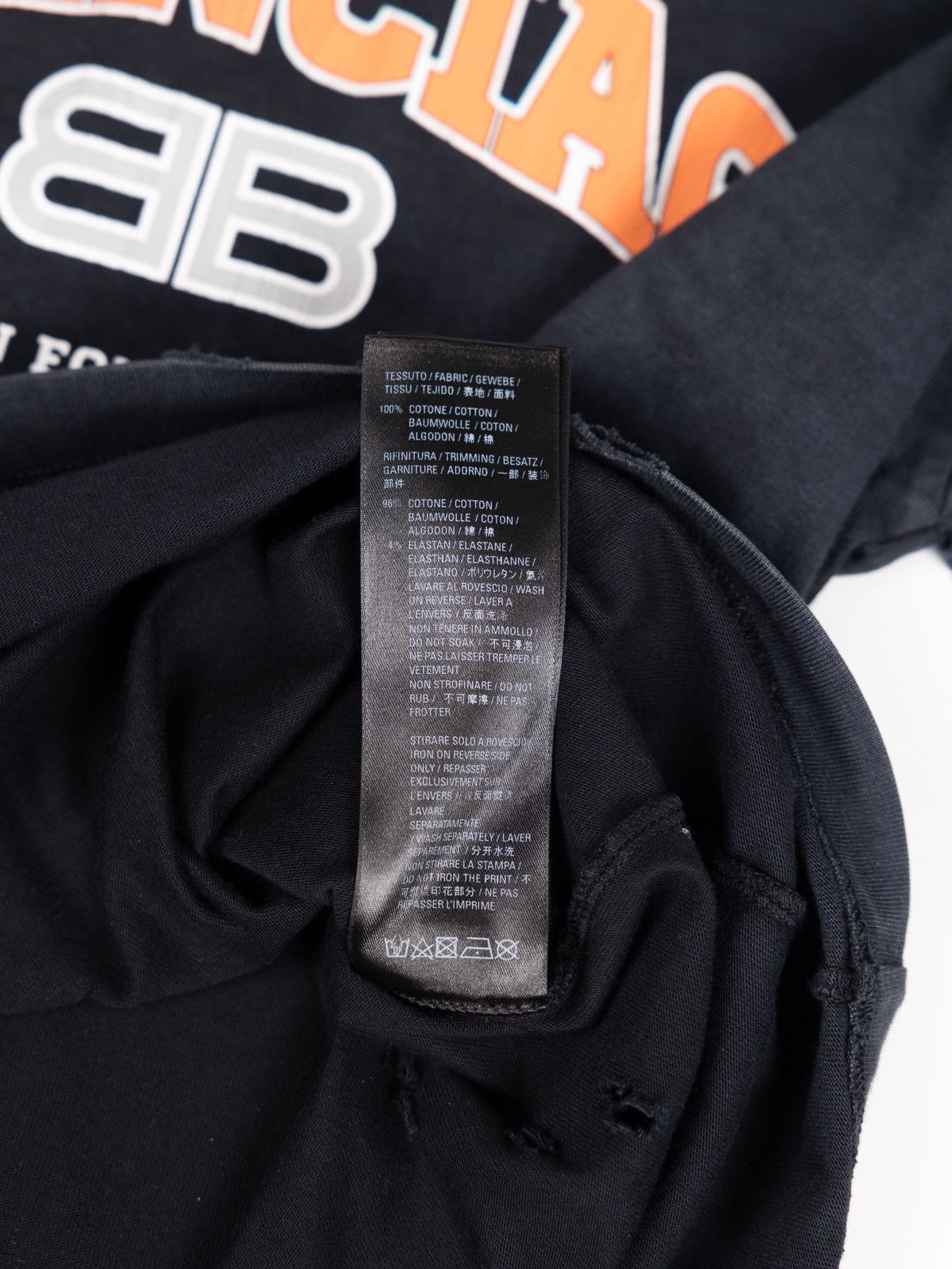 Balenciaga Balenciaga Maison BB Distressed Tee Size US XS / EU 42 / 0 - 7 Thumbnail