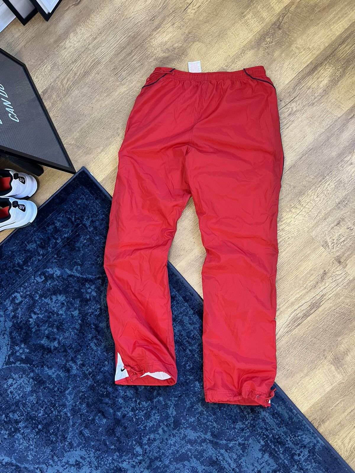 Vintage Nike vintage Rare red pants unisex Size US 30 / EU 46 - 8 Thumbnail