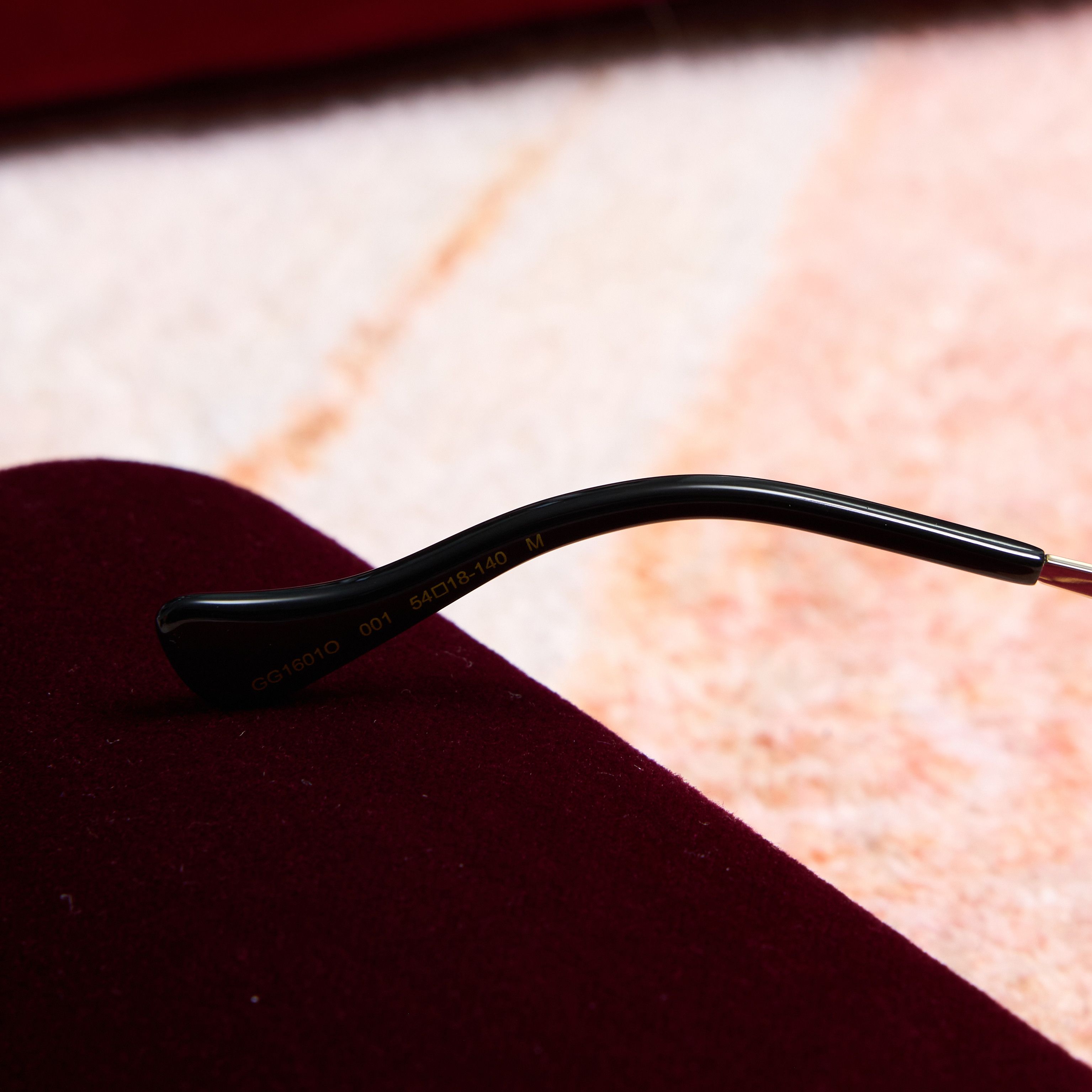 Gucci GUCCI GG1601O 001 Sunglasses Size ONE SIZE - 4 Thumbnail