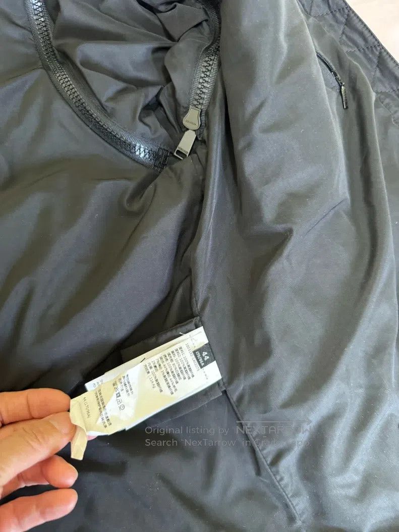 Versace Versace The down vest is worn twice Size US L / EU 52-54 / 3 - 6 Thumbnail